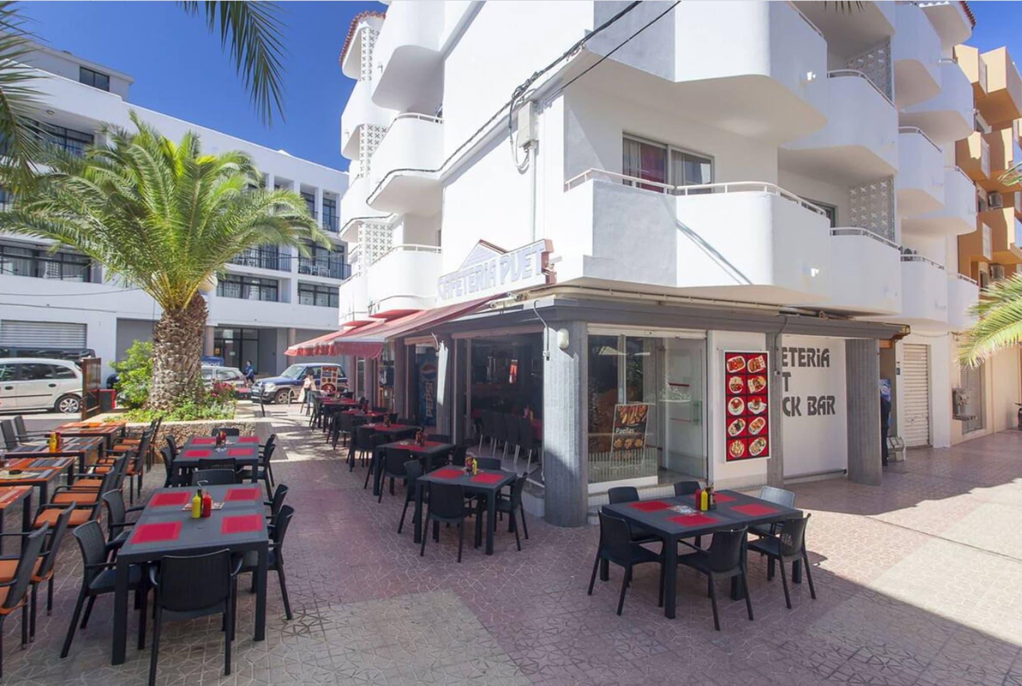 Apartamentos Puet by null