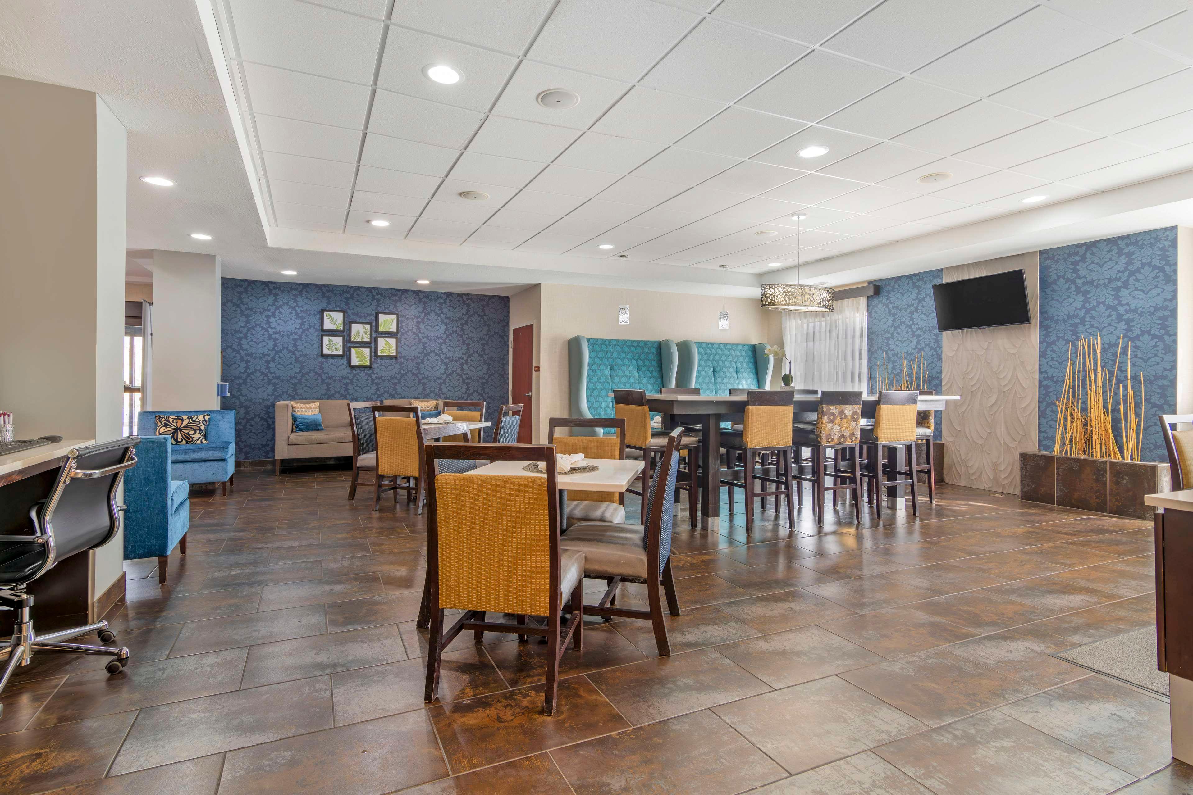 Best Western Plus Fairburn-Atlanta Southwest