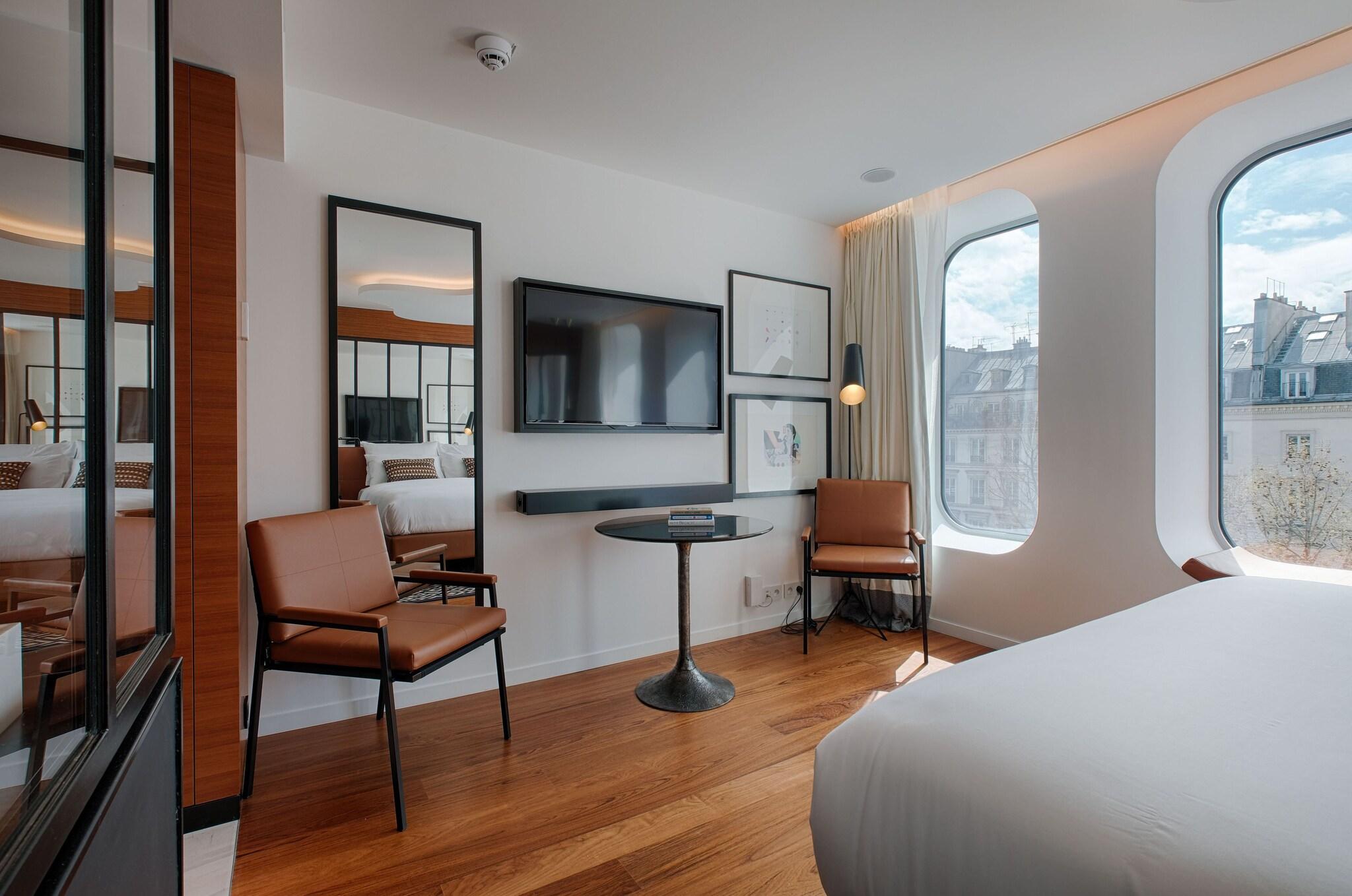 Renaissance Paris Republique Hotel by null