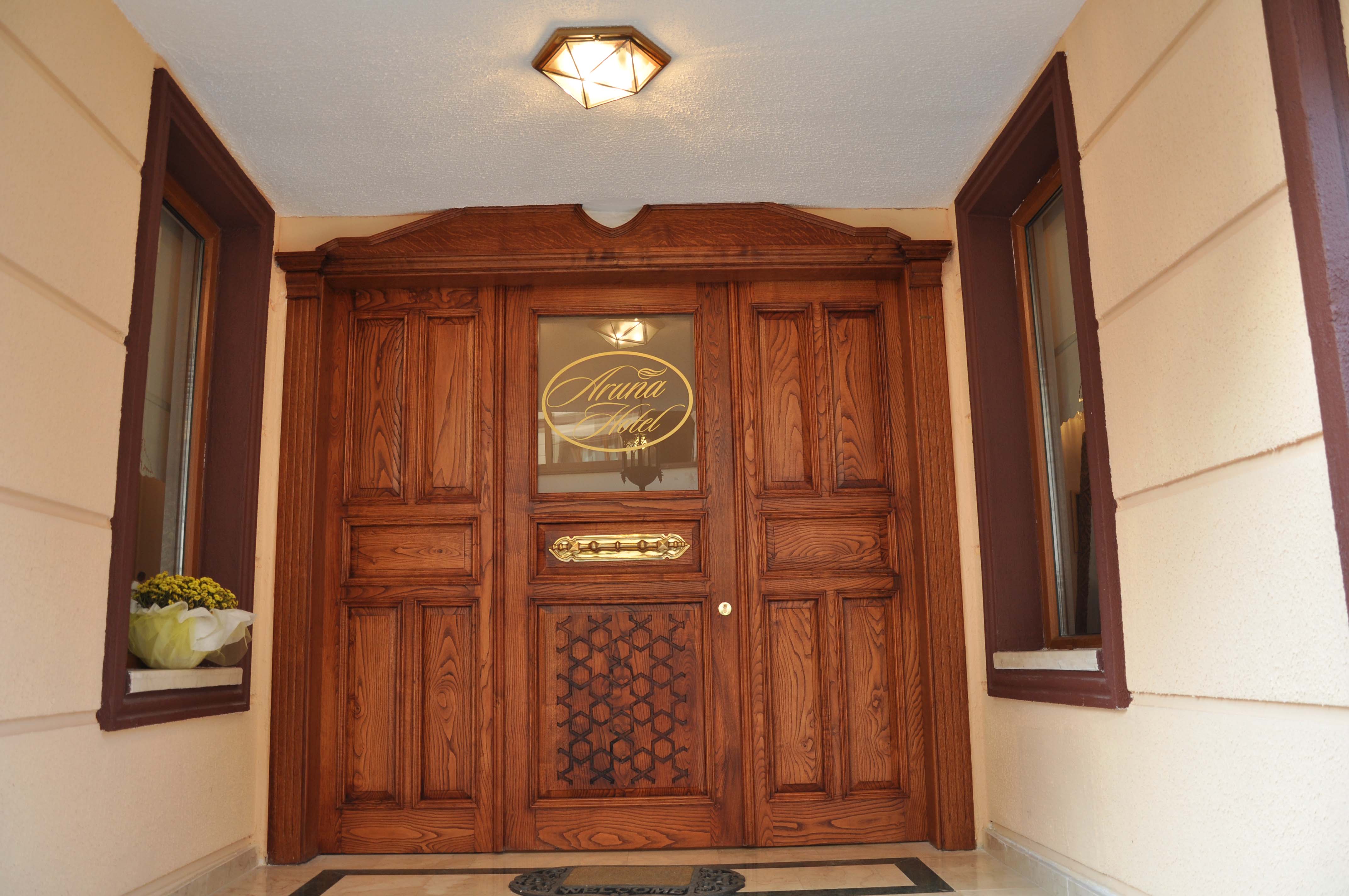 Aruna Hotel - фото