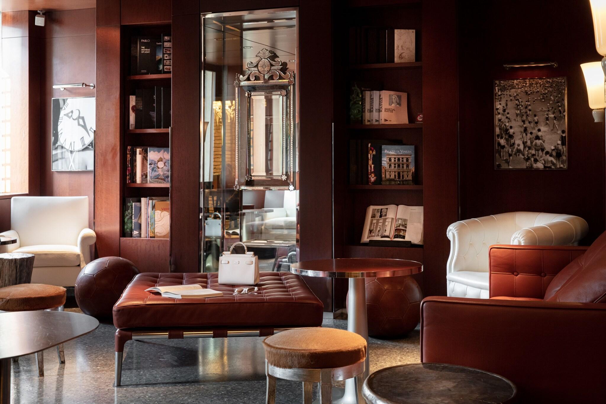 Palazzina Grassi by null