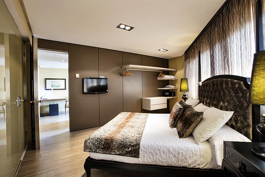 Hotel Condestable Iranzo by null