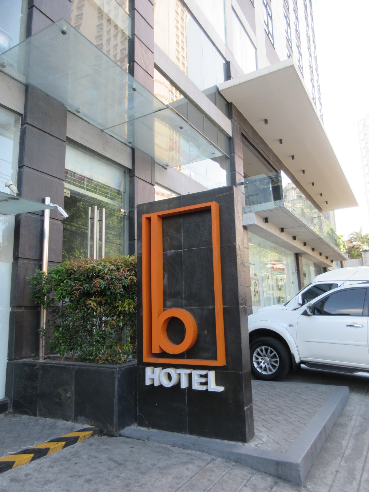 The B Hotel Quezon City by null