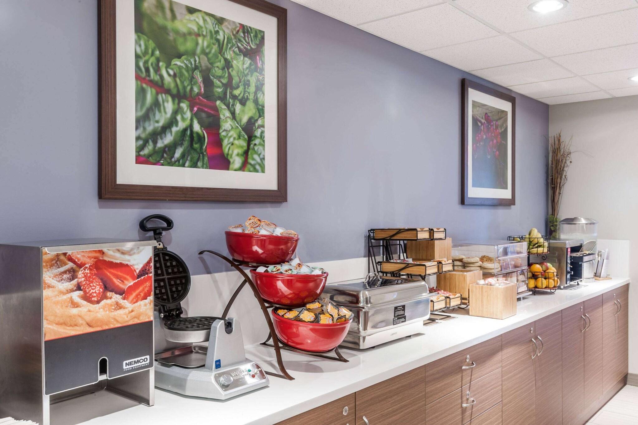 Microtel Inn & Suites Wyndham Fort St John