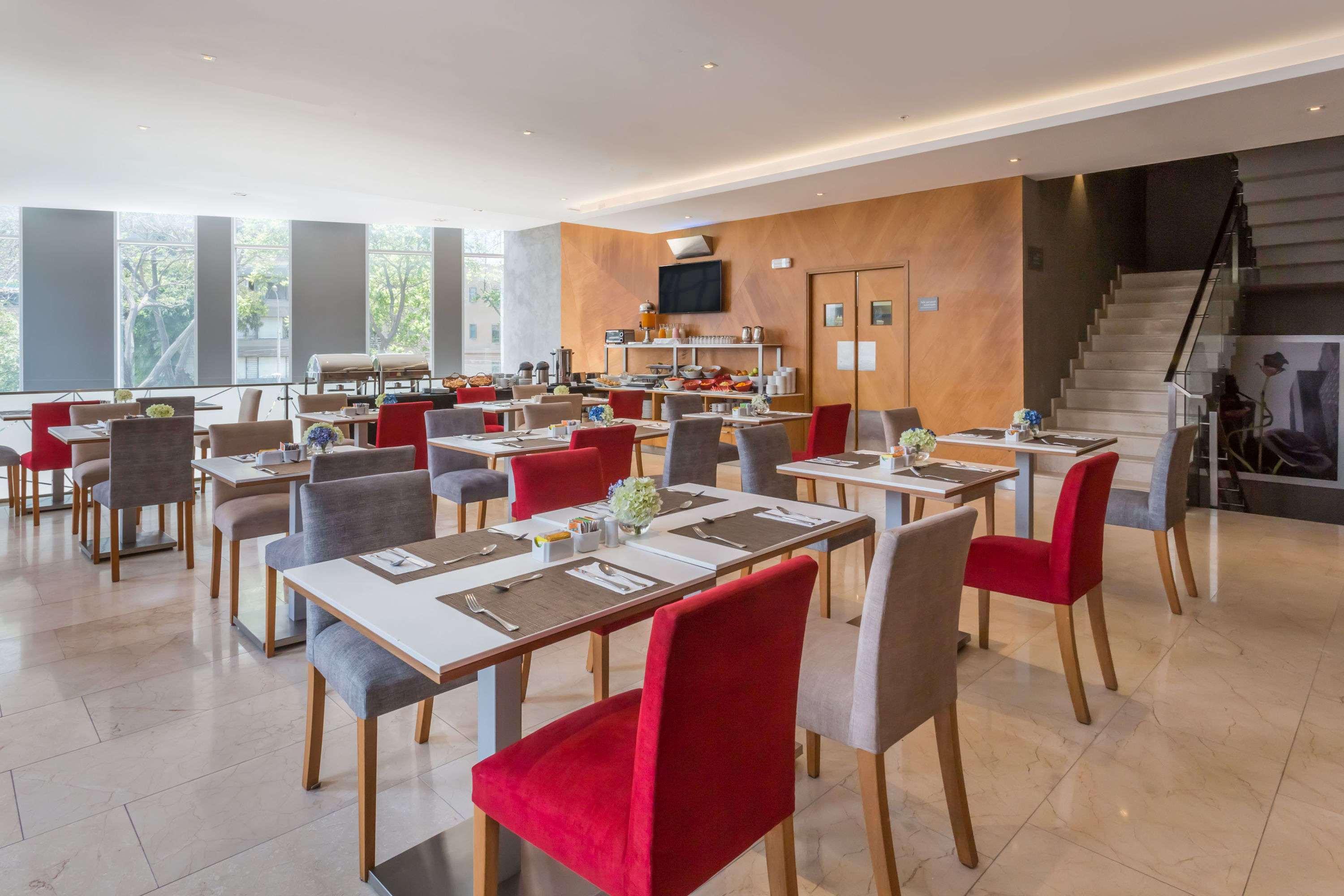 Ramada Encore Lima San Isidro