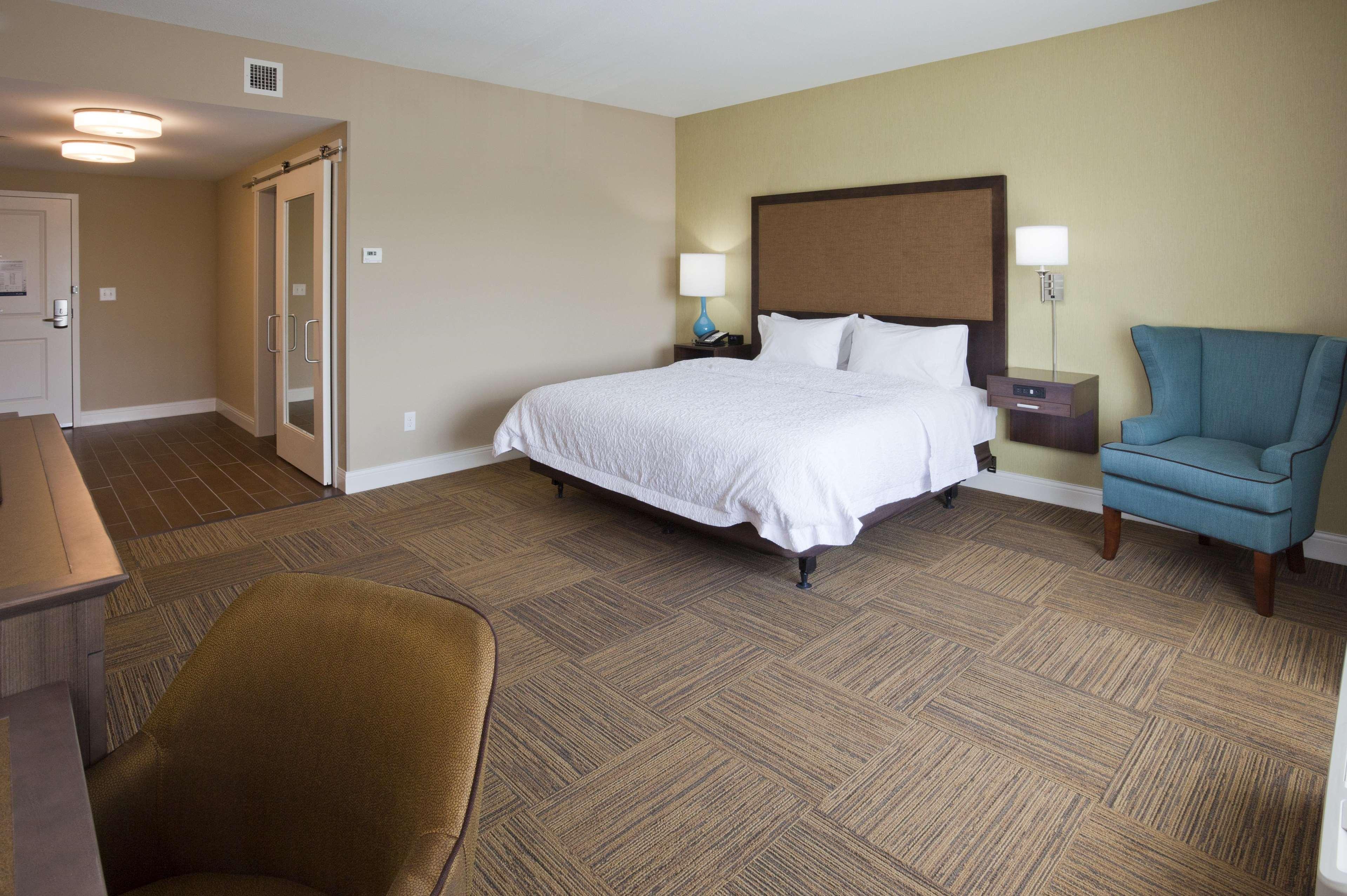 Hampton Inn Minneapolis-Roseville