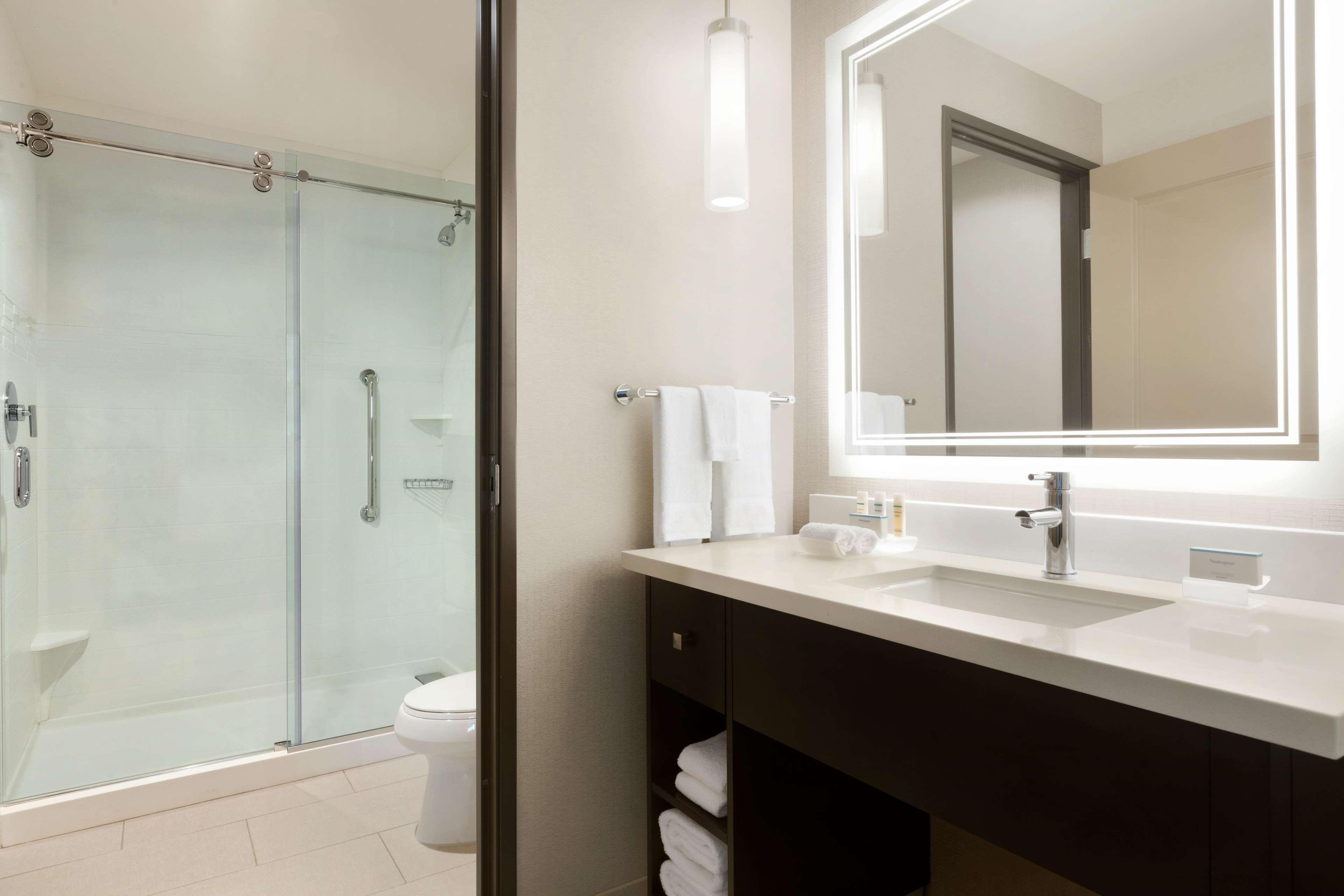 Homewood Suites by Hilton Irvine John Wayne Airpo
