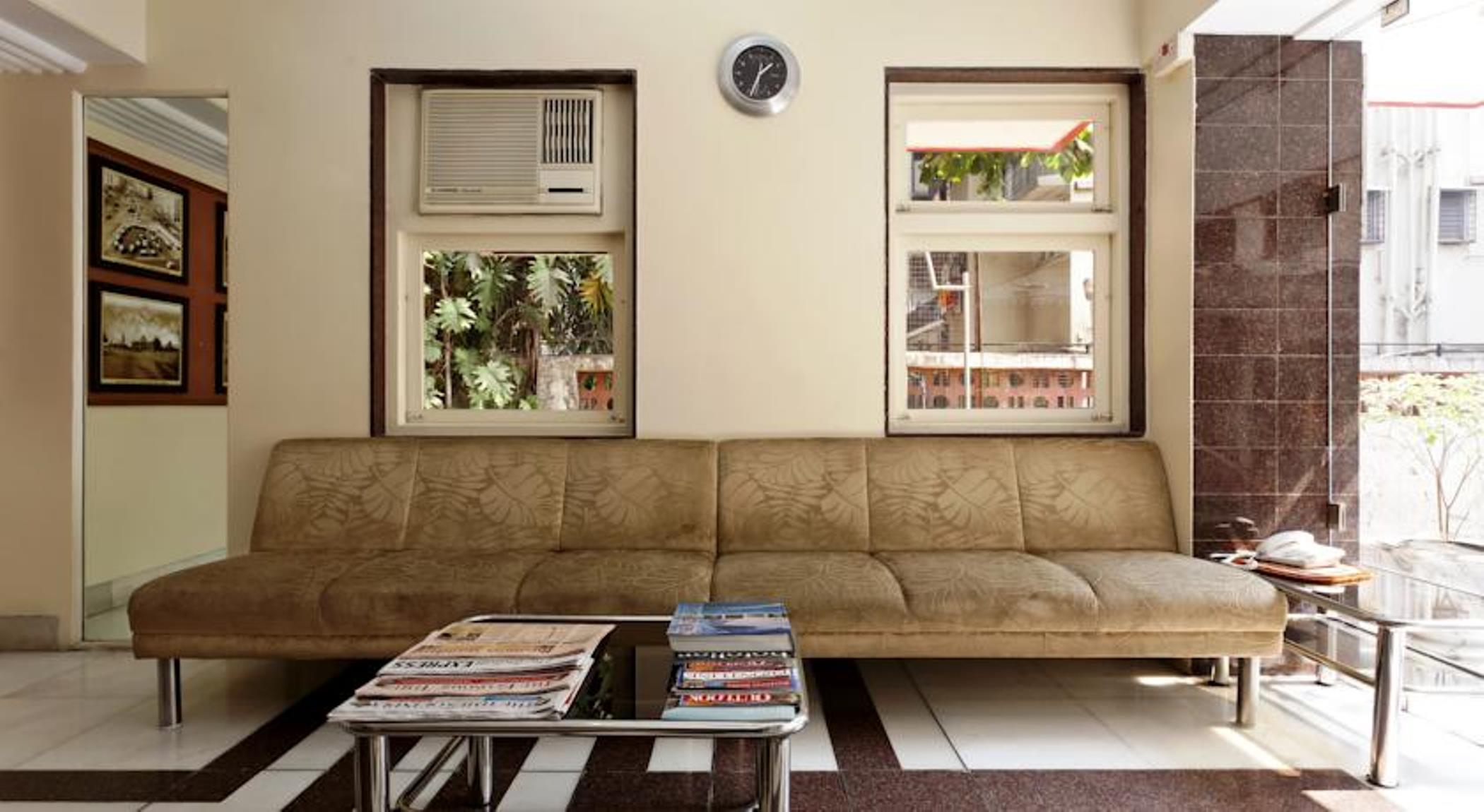 Hotel Accord by null