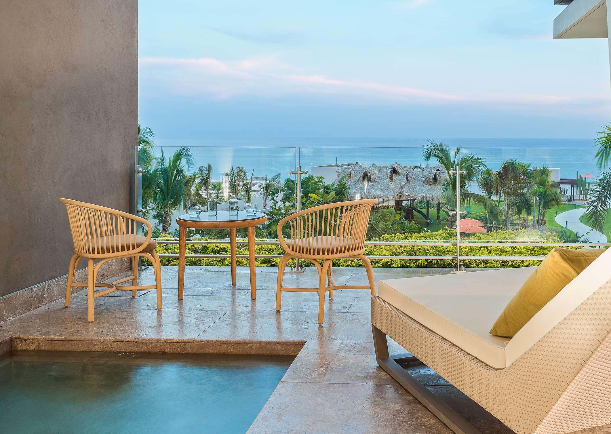 Grand Velas by null