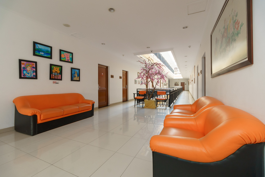 Alqueby Hotel near Kiara Artha Park