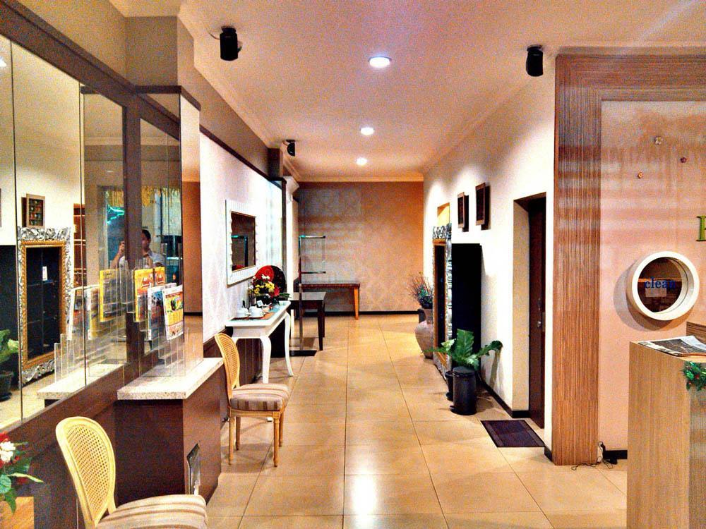 C3 Hotel