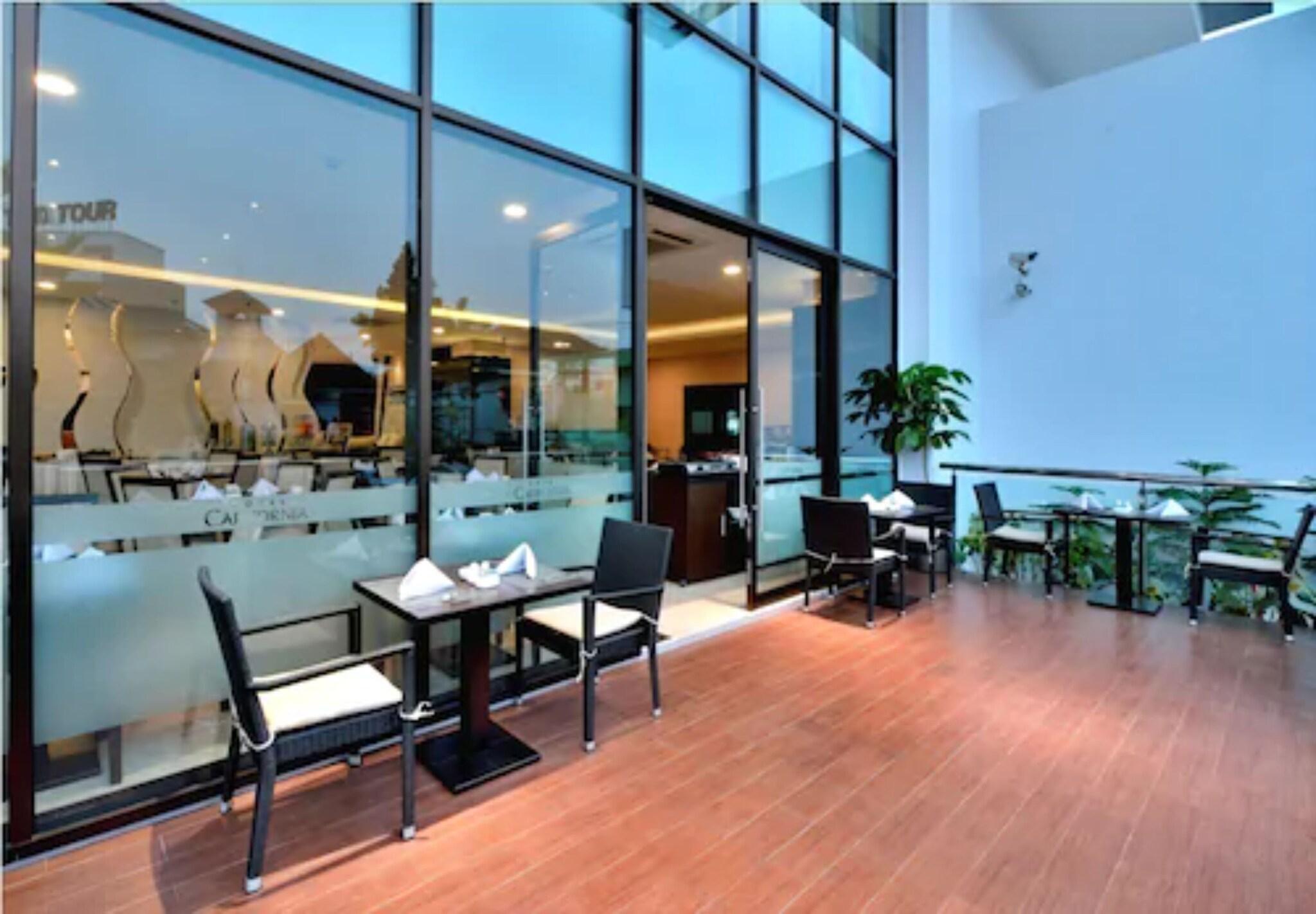 California Hotel Bandung