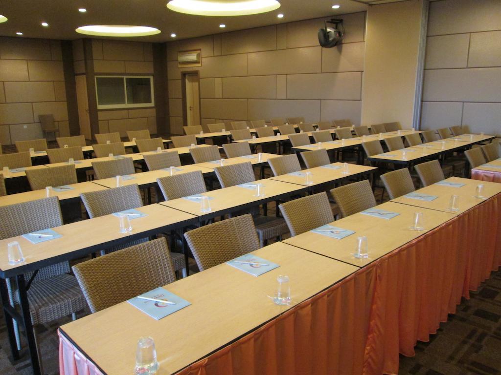 Dewarna Hotel Sutoyo