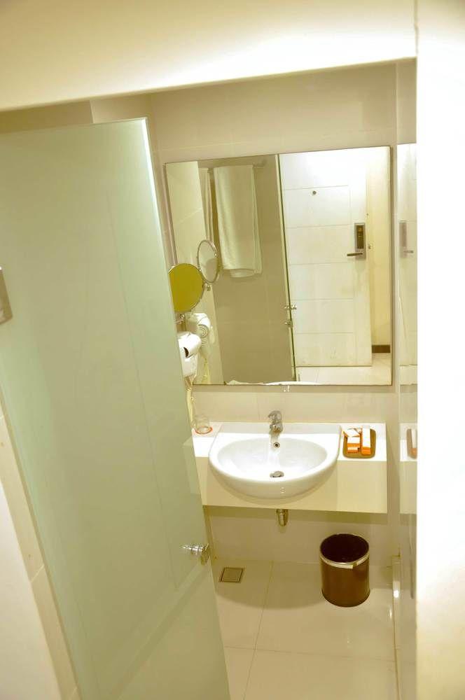 Everbright Ambon Hotel