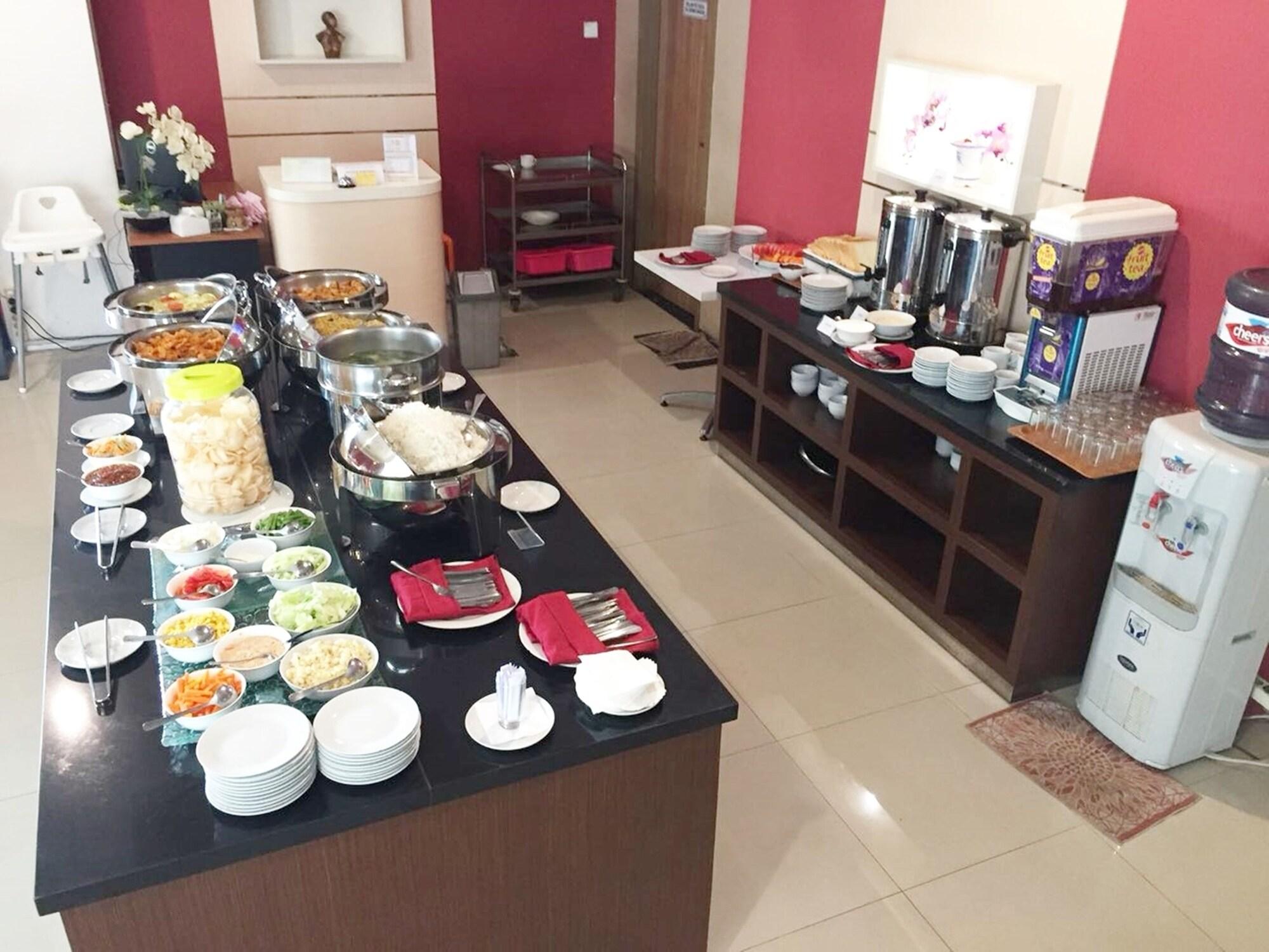 Evora Hotel Surabaya