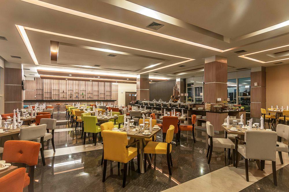 Grand City Hotel & Convention Makas