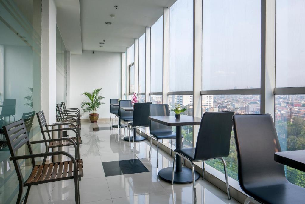 Hotel 88 Grogol