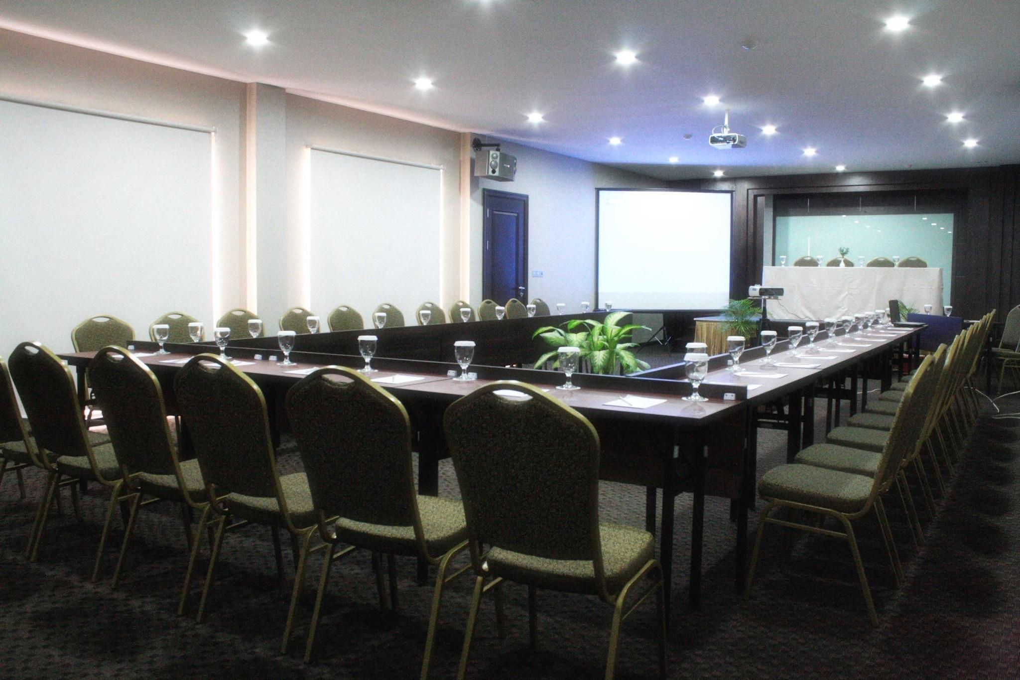 HW Hotel Padang by null