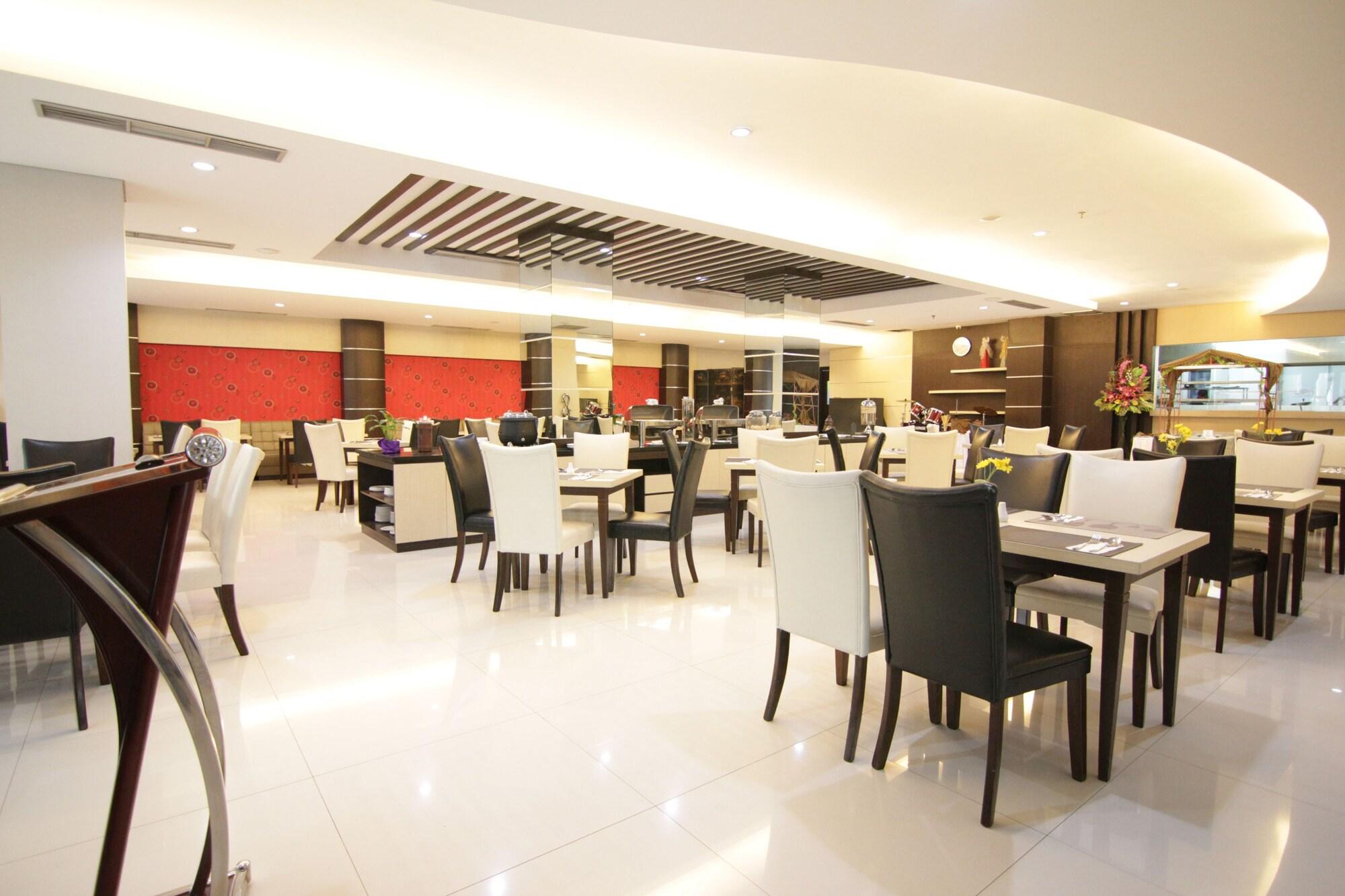 Megaland Hotel Solo