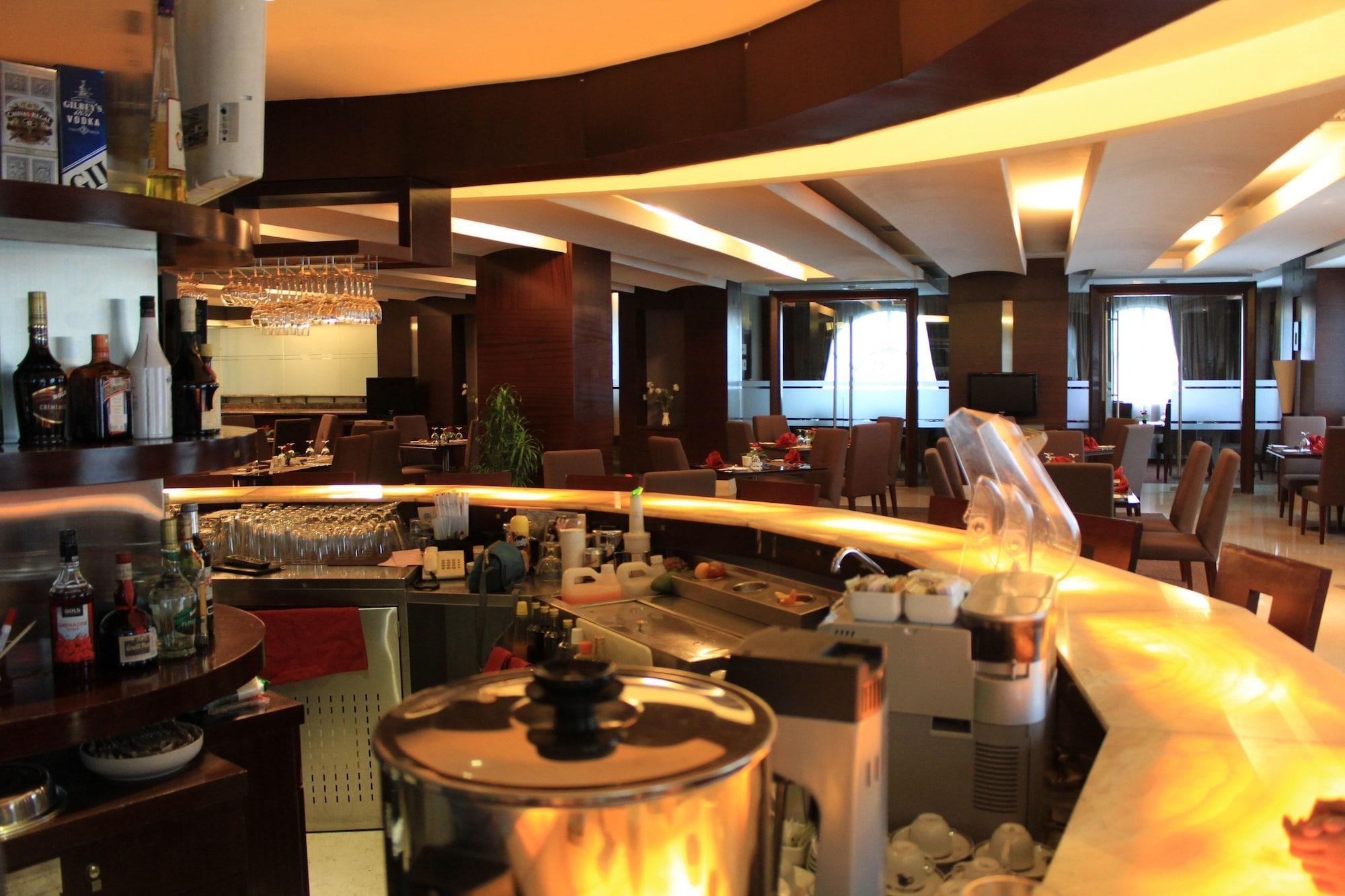 Metro Suite Hotel Jababeka
