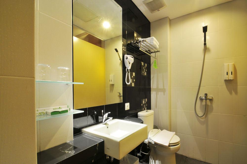 PYRENEES Malioboro Hotel by null
