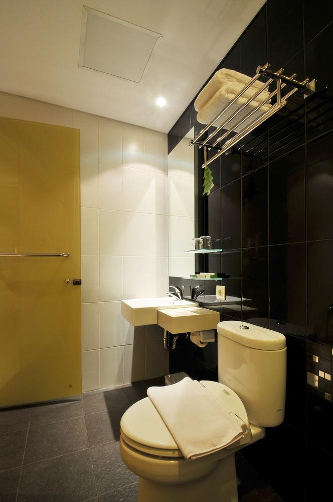 PYRENEES Malioboro Hotel by null
