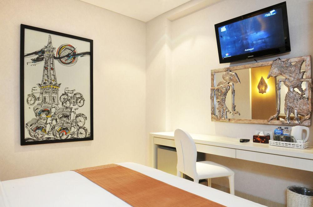 PYRENEES Malioboro Hotel by null