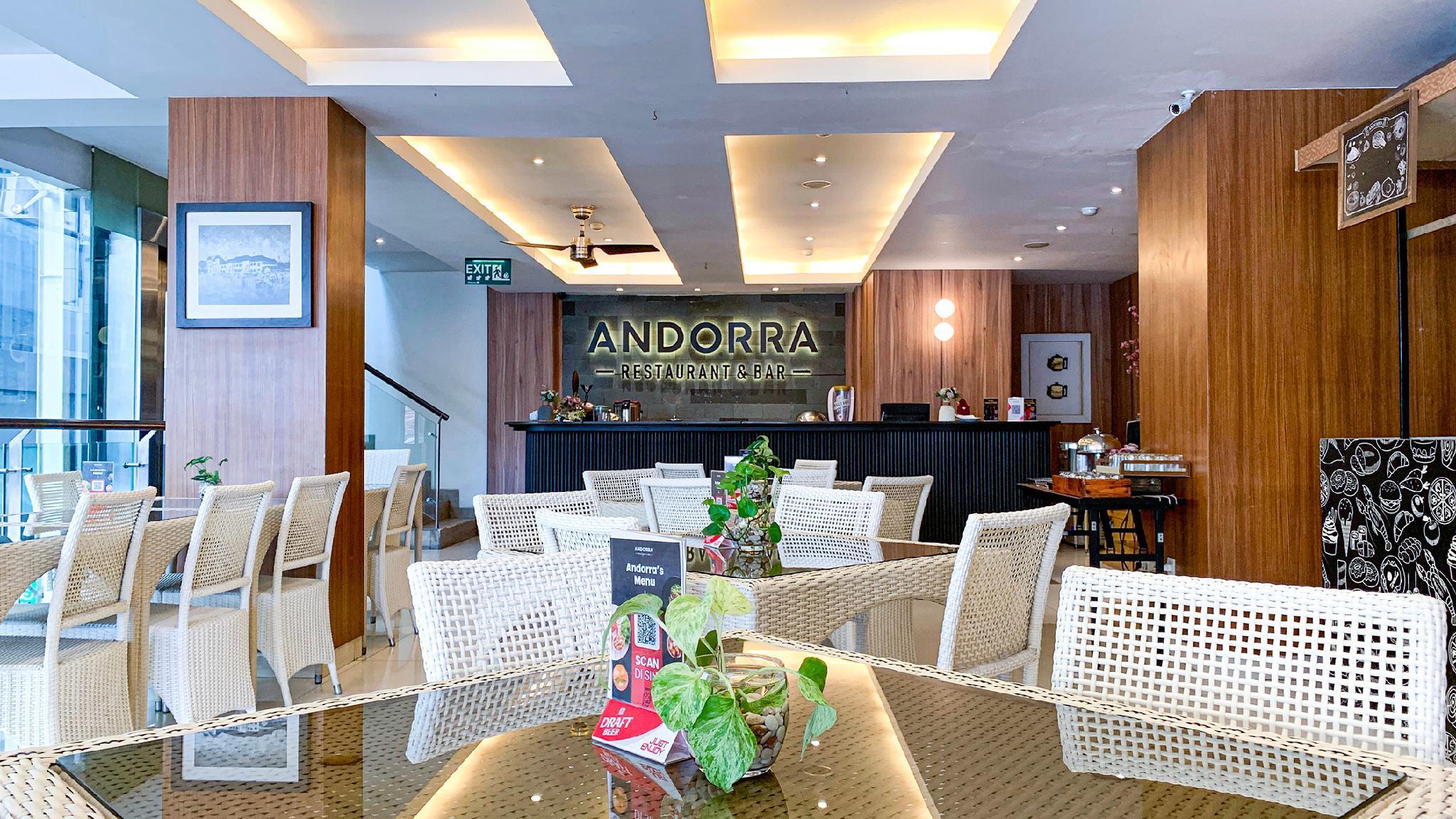 Pyrenees Jogja Hotel