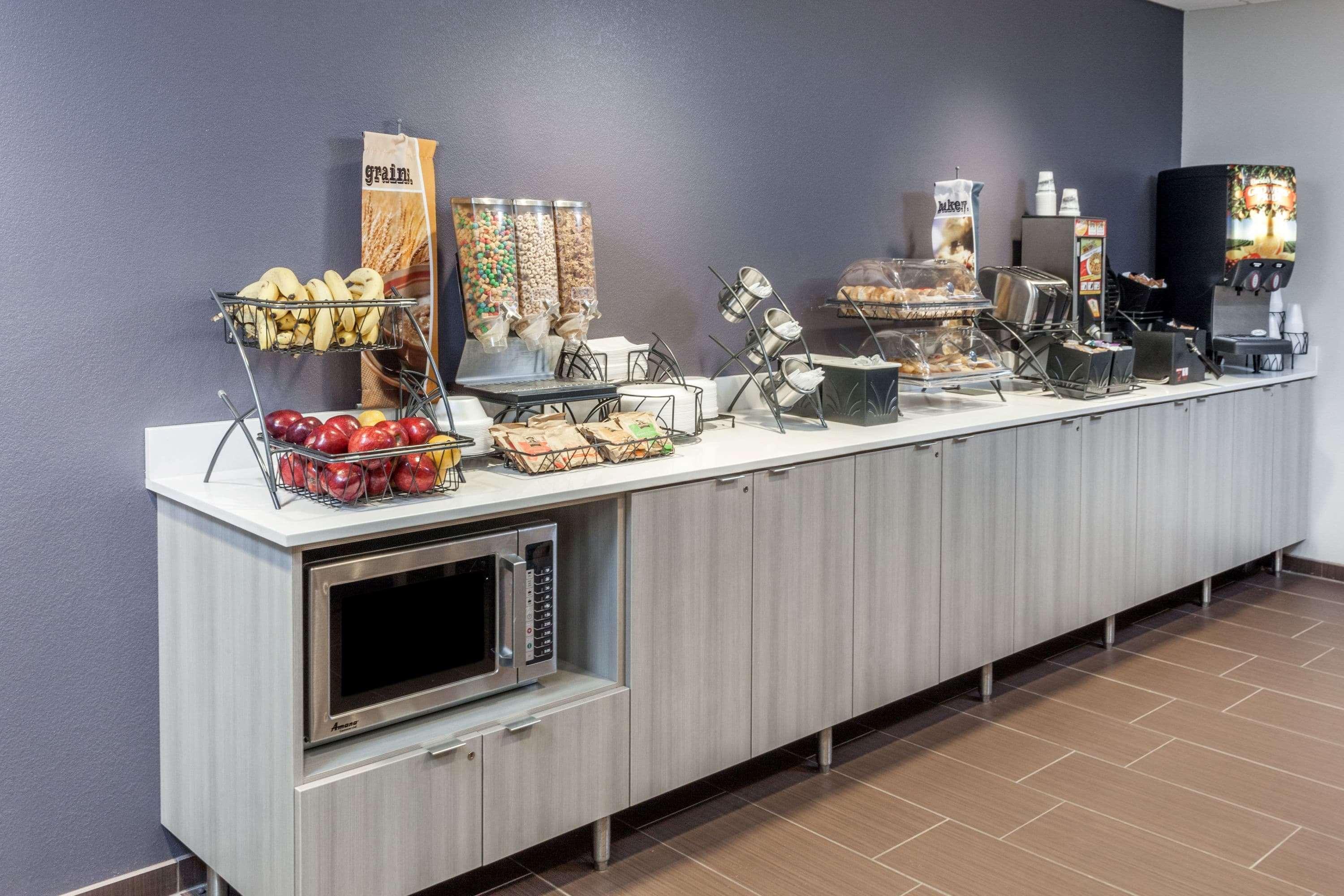 Microtel Inn & Suites By Wyndham West Fargo Near