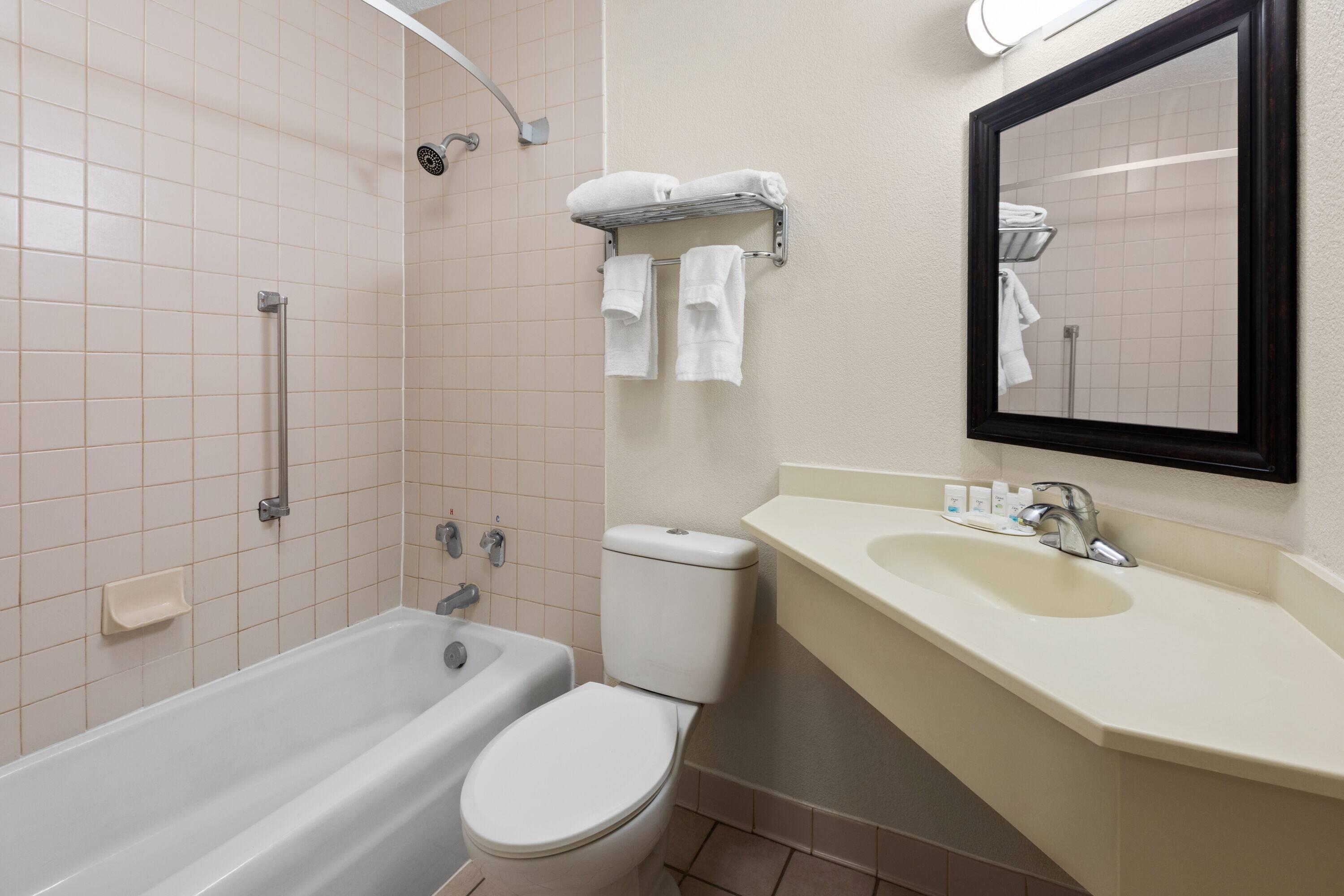 Quality Inn & Suites