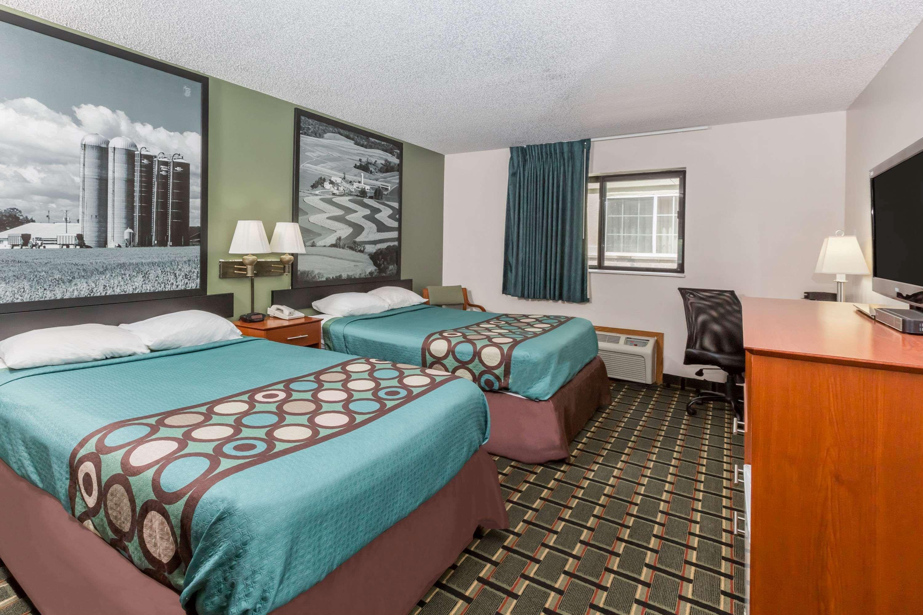 Super 8 By Wyndham Osceola Ia