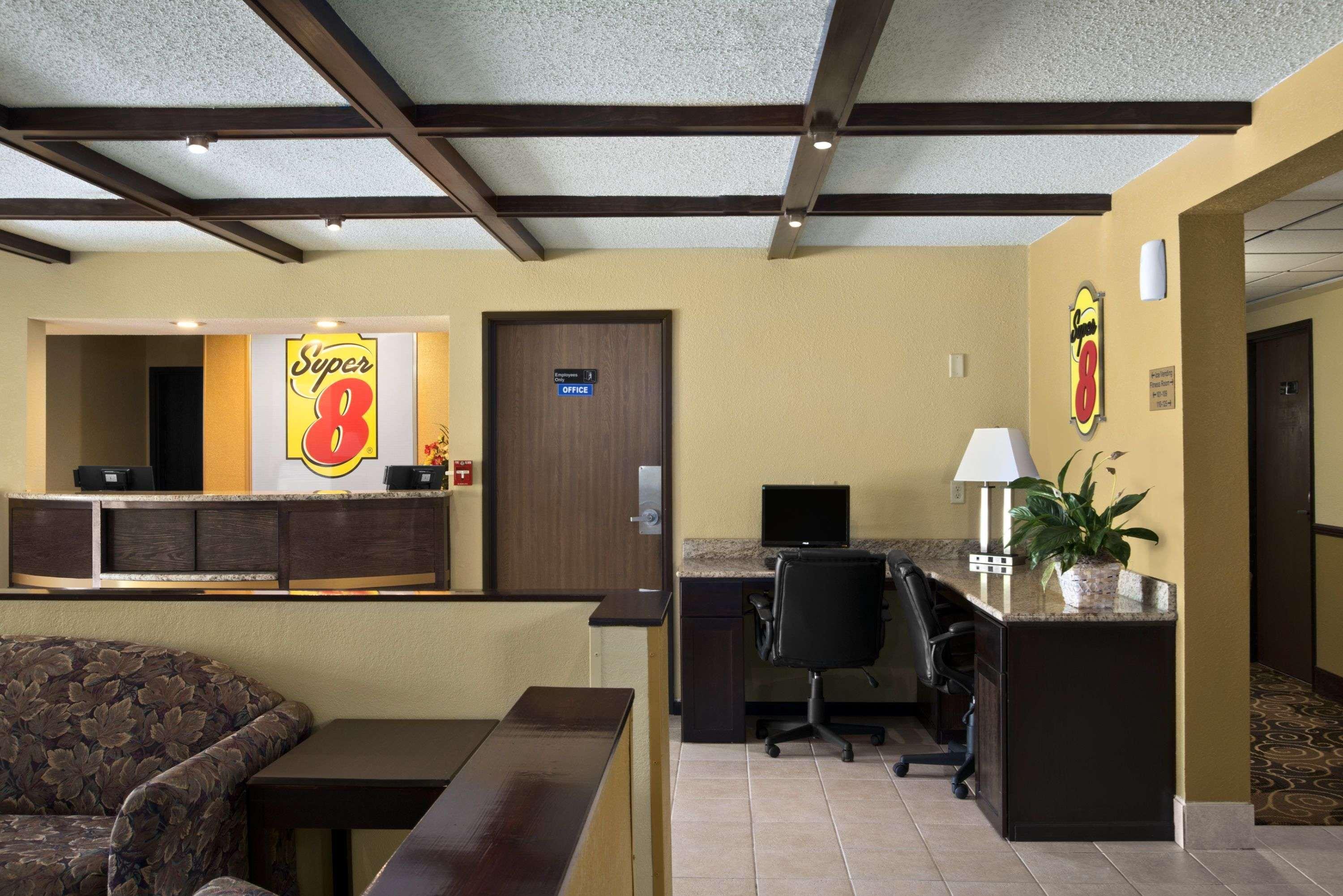 Fairview Inn & Suites Whitewater