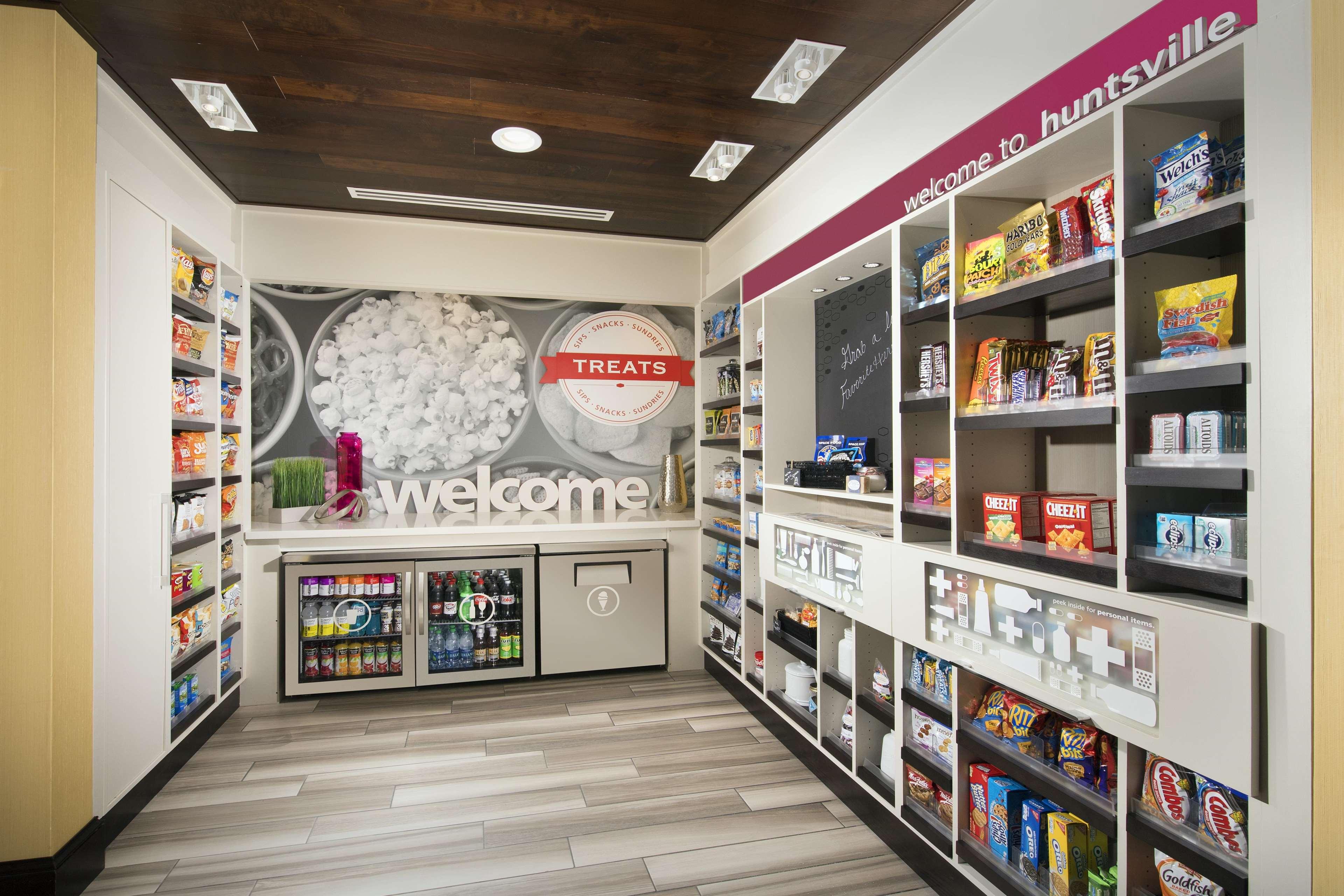 Hampton Inn Huntsville/Village of Providence