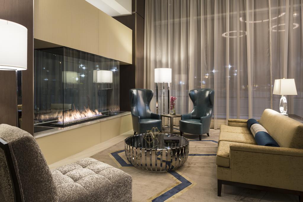 JW Marriott Minneapolis Mall of America by null