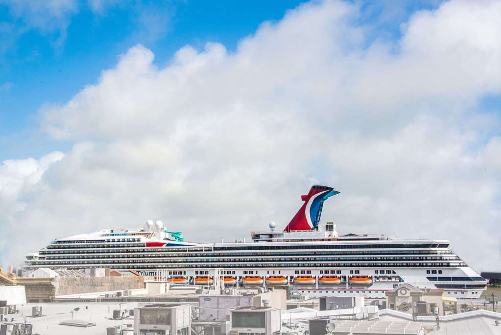 The Tremont House, Galveston, a Tribute Portfolio Hotel by null