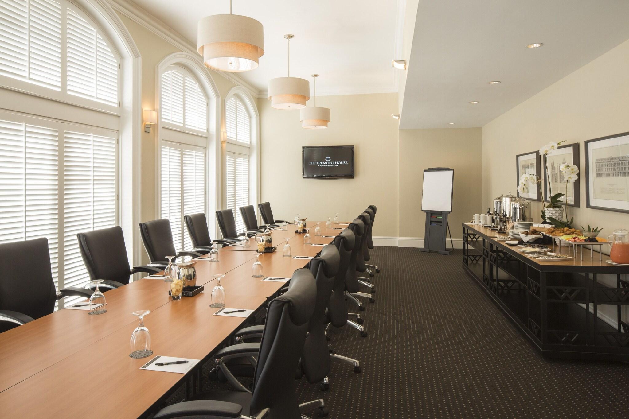 The Tremont House, Galveston, a Tribute Portfolio Hotel by null