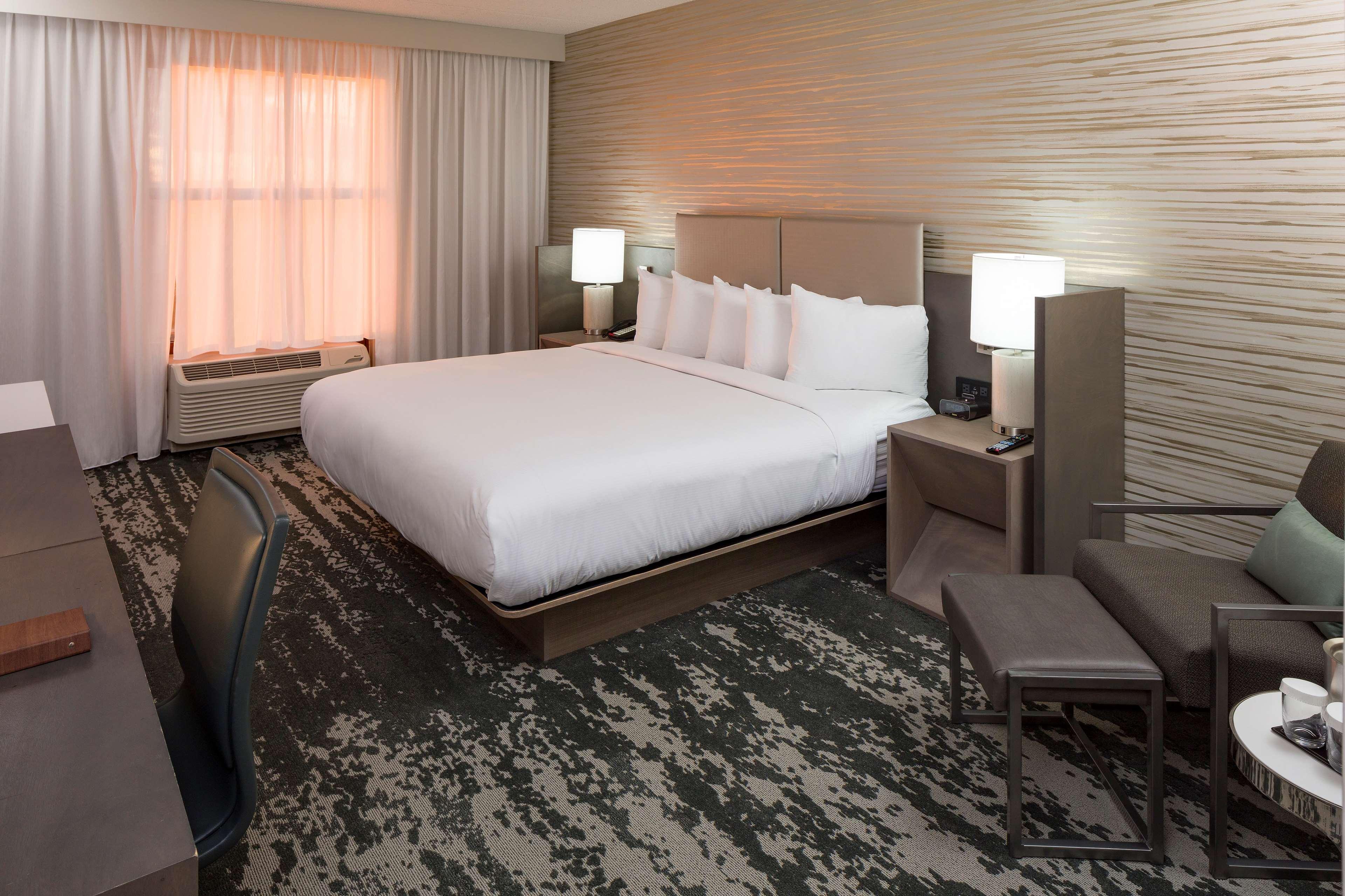Doubletree by Hilton Boston Logan Airport Chelsea