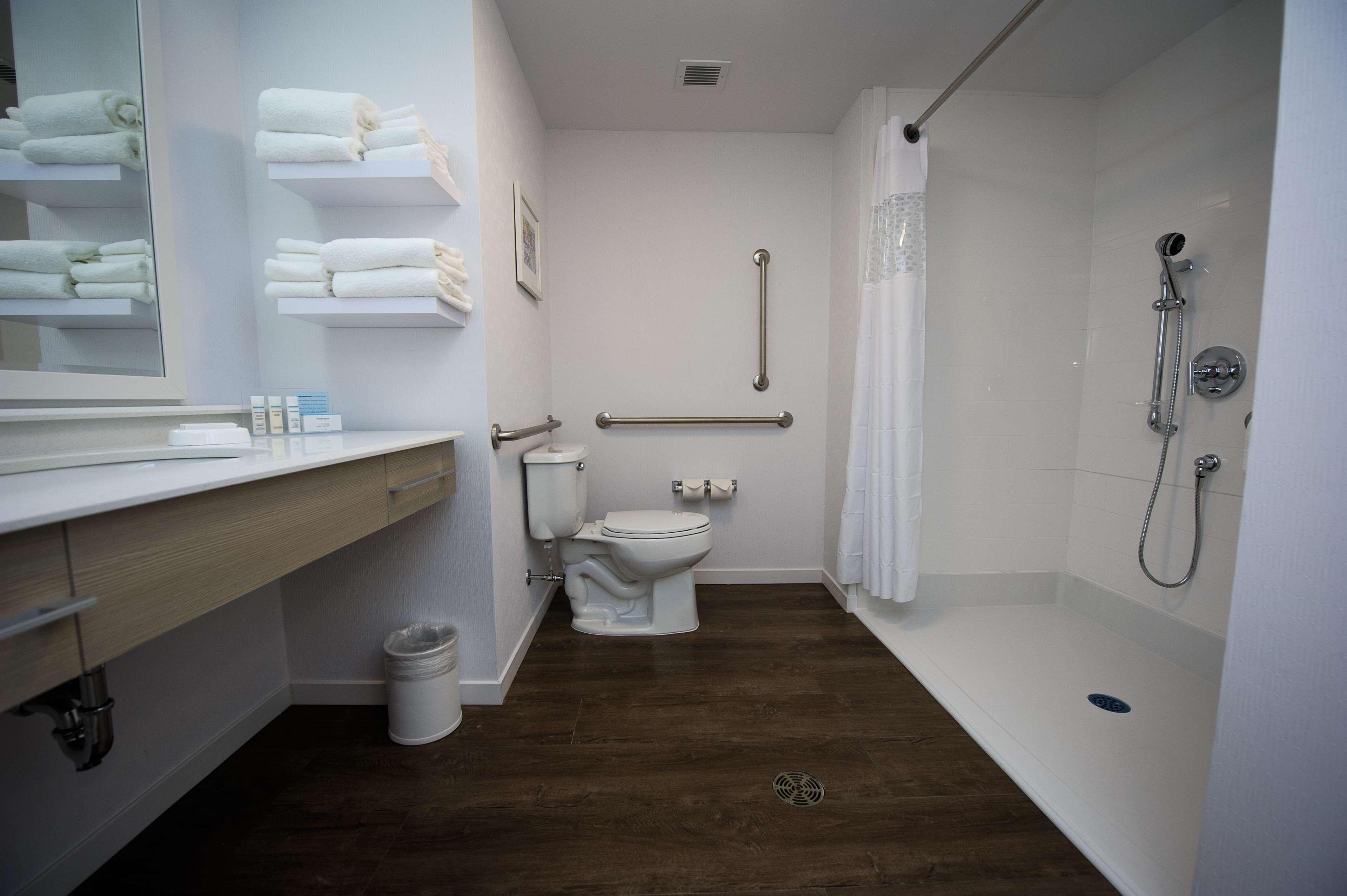 Hampton Inn & Suites by Hilton Truro