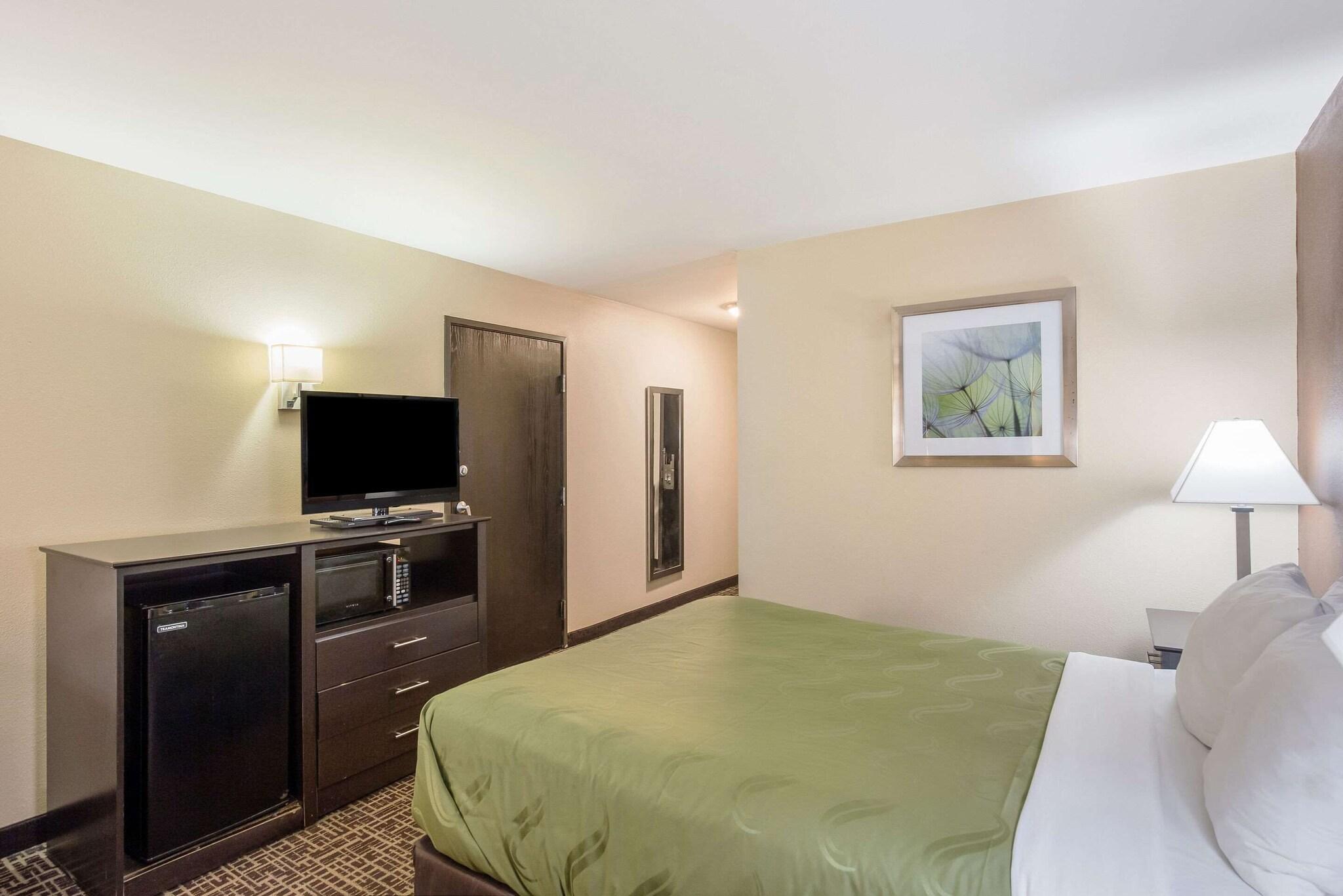 Quality Inn & Suites Caseyville