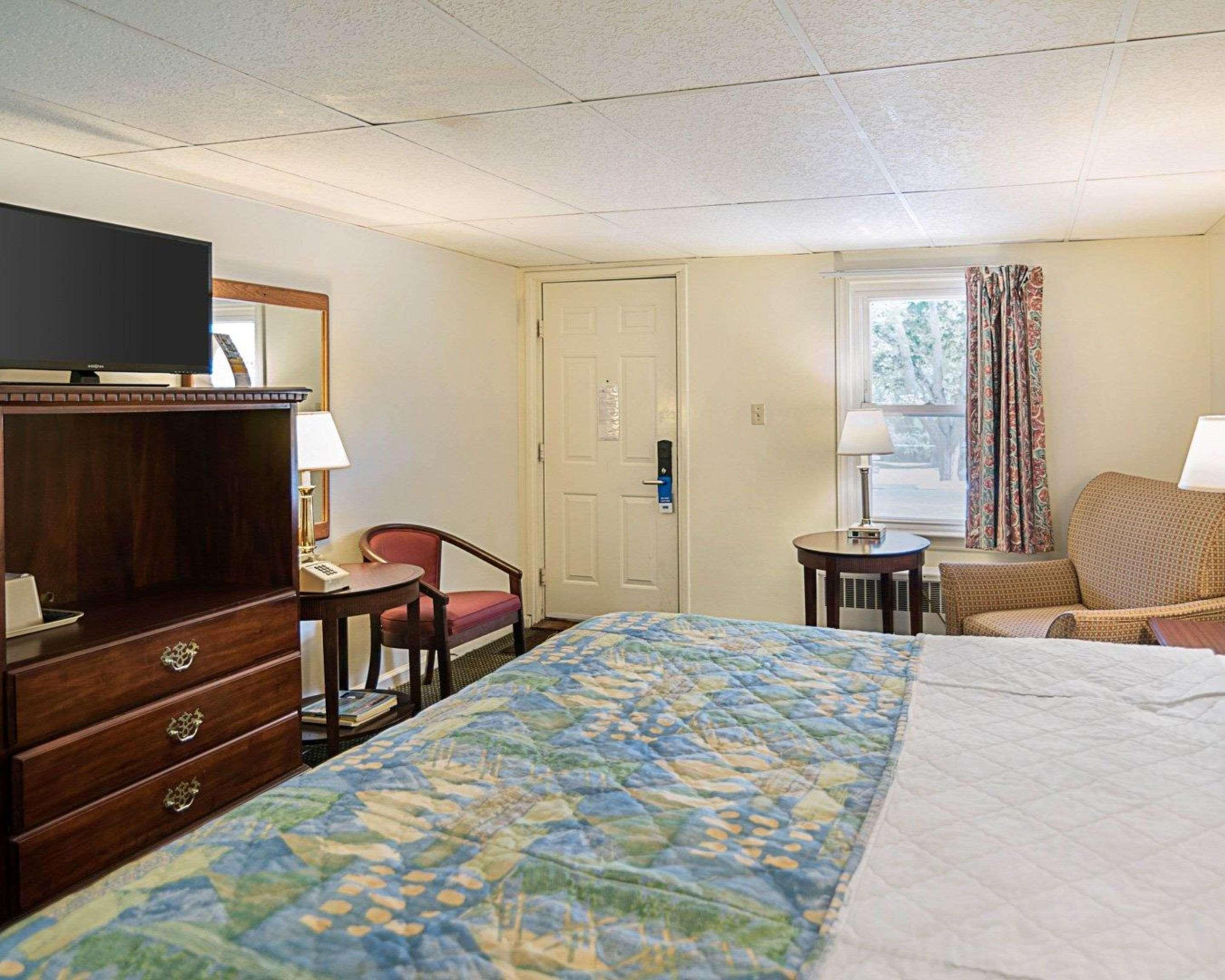 Rodeway Inn Westminster West of Boston