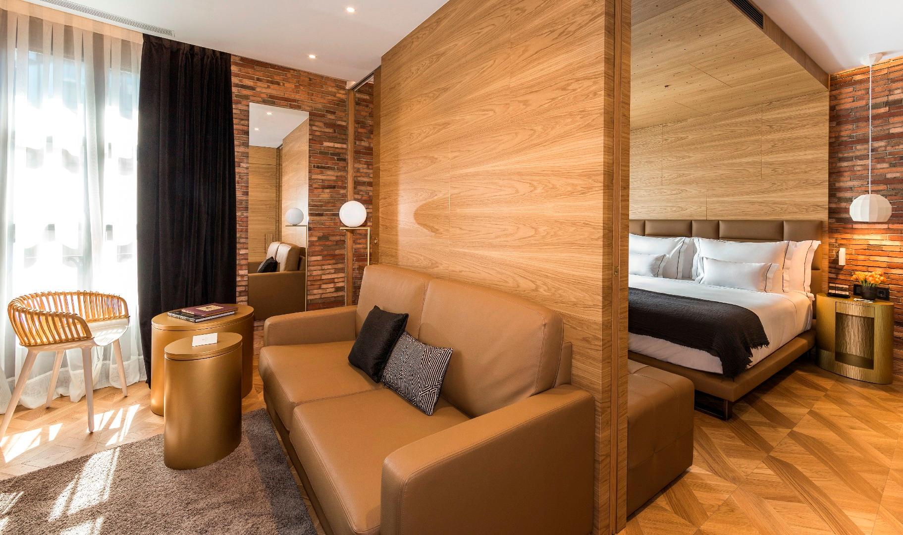 Monument Hotel by null