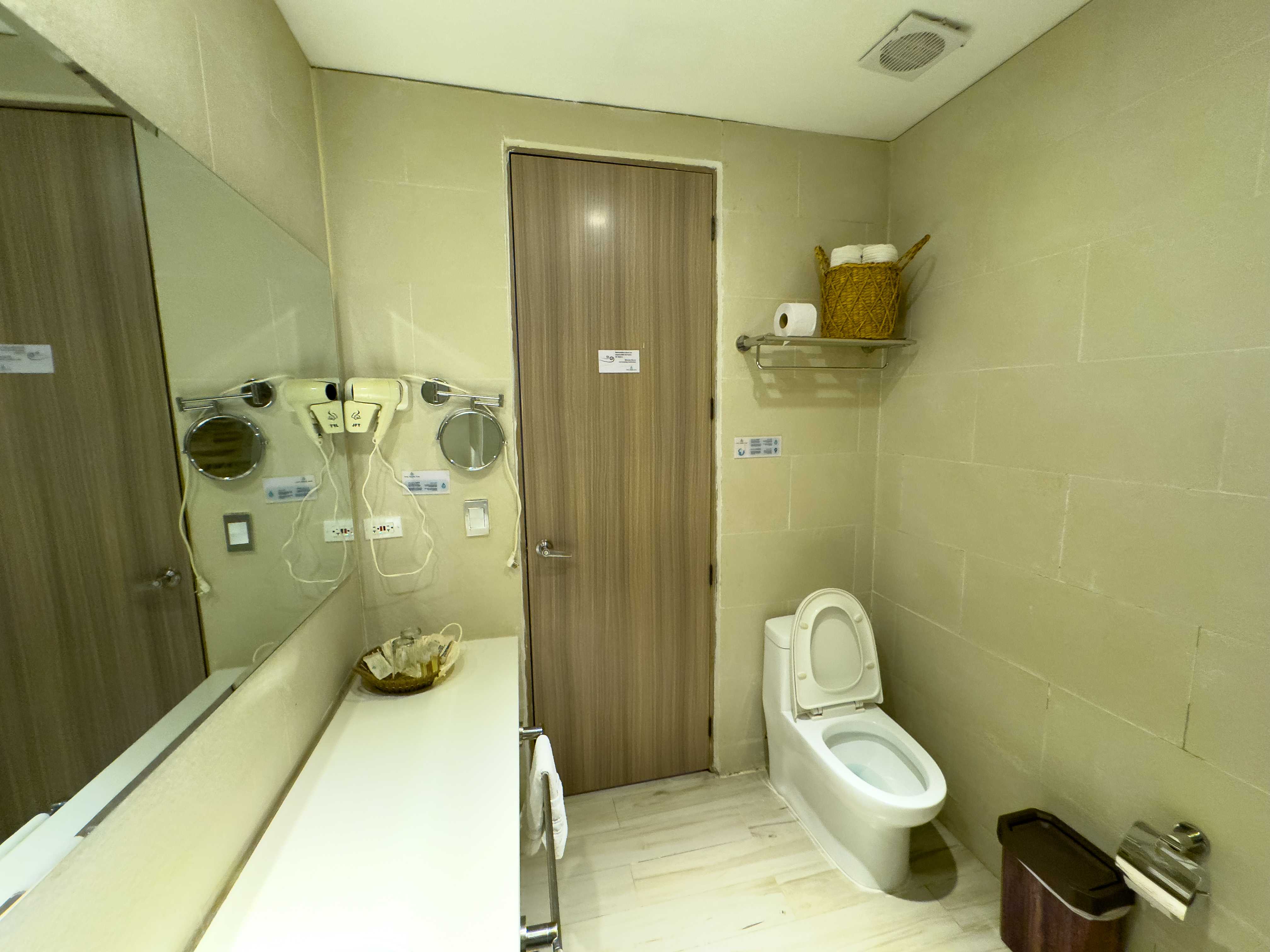 Hotel Catedral Plaza by null