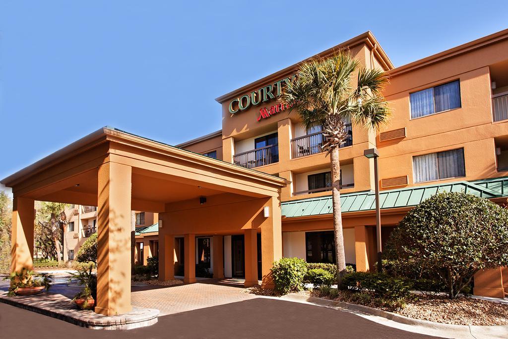 Courtyard by Marriott Tampa North/I-75 Fletcher image