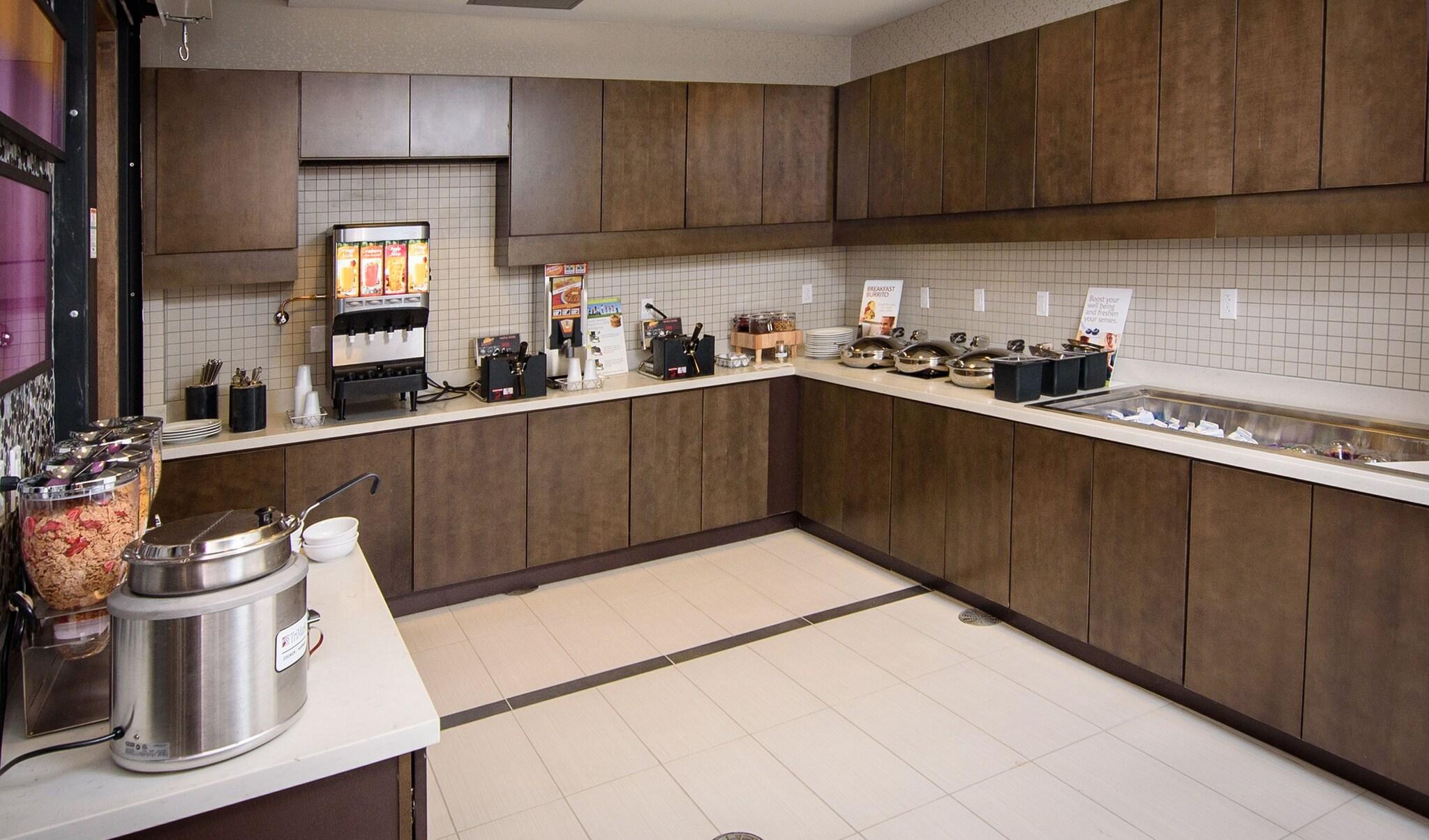 Residence Inn Cleveland Avon, Emerald Event Center
