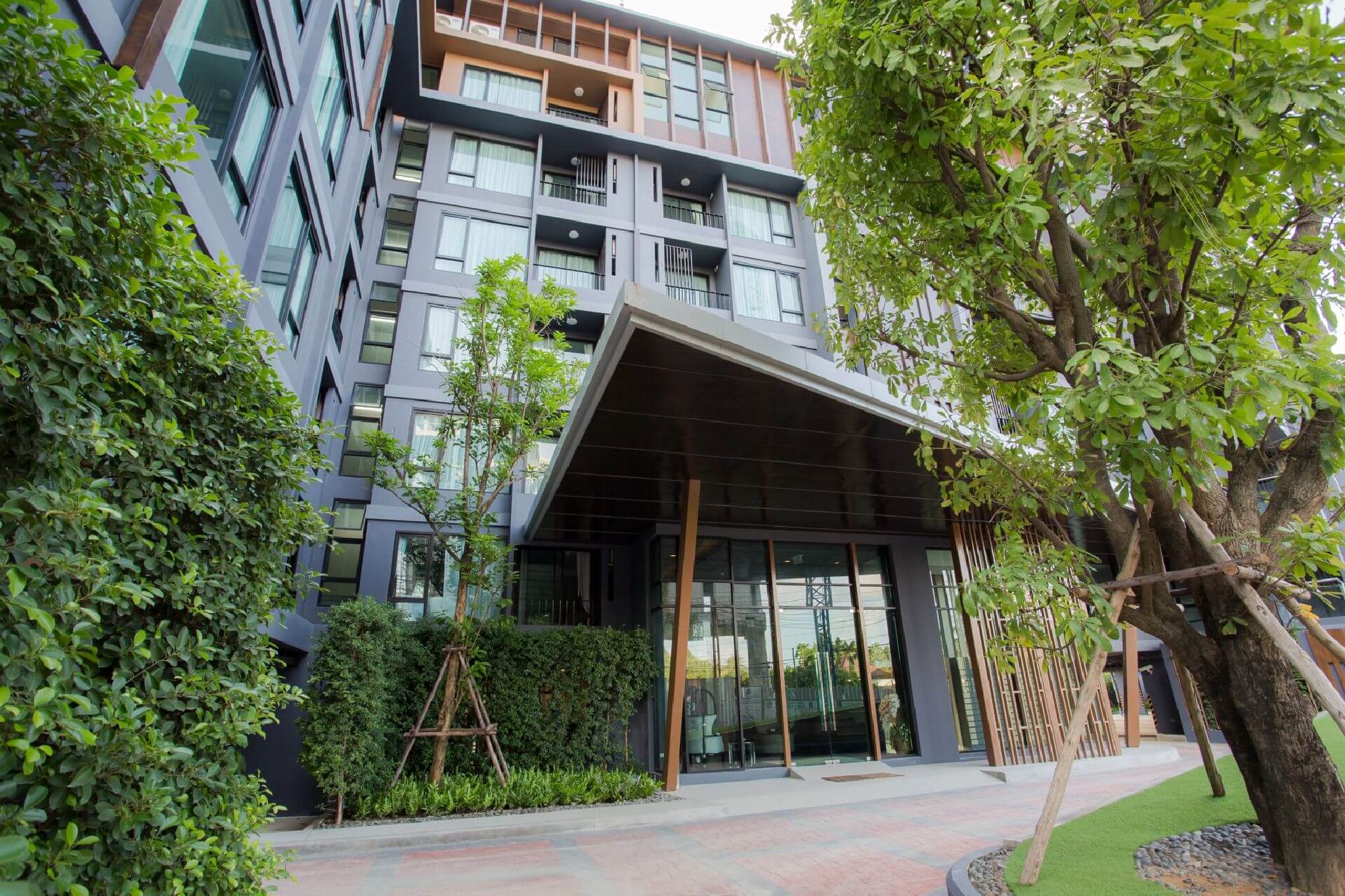 6th Avenue Surin Beach - attēls