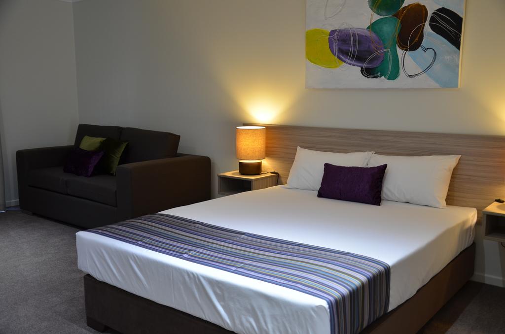 Room 2, Econo Lodge Beachside, Mackay - Pt A
