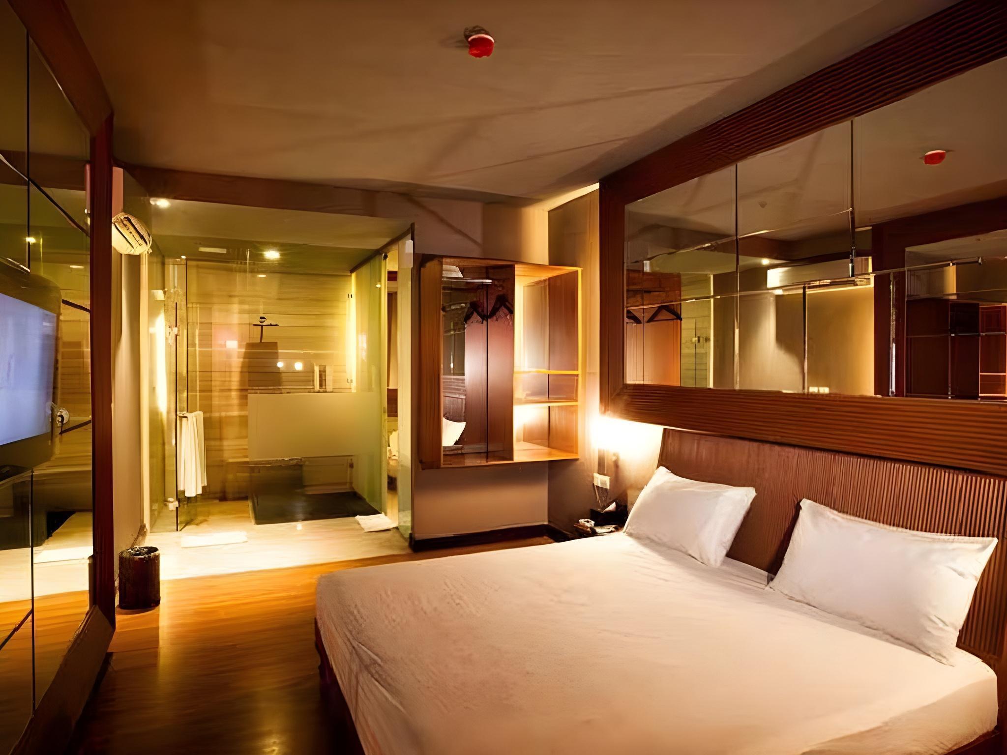 Illigals Hotel