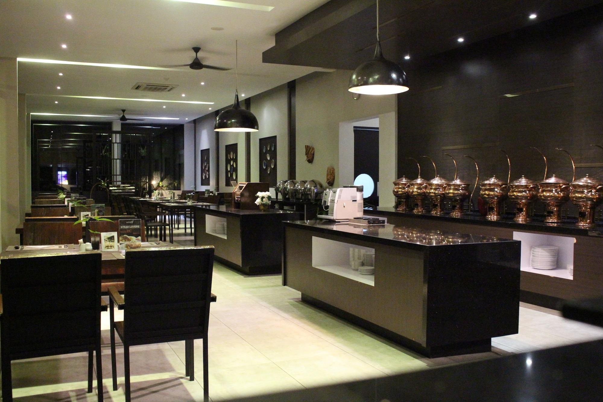 Estrella Hotel