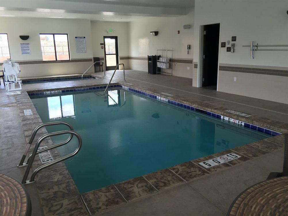 Sleep Inn & Suites Page