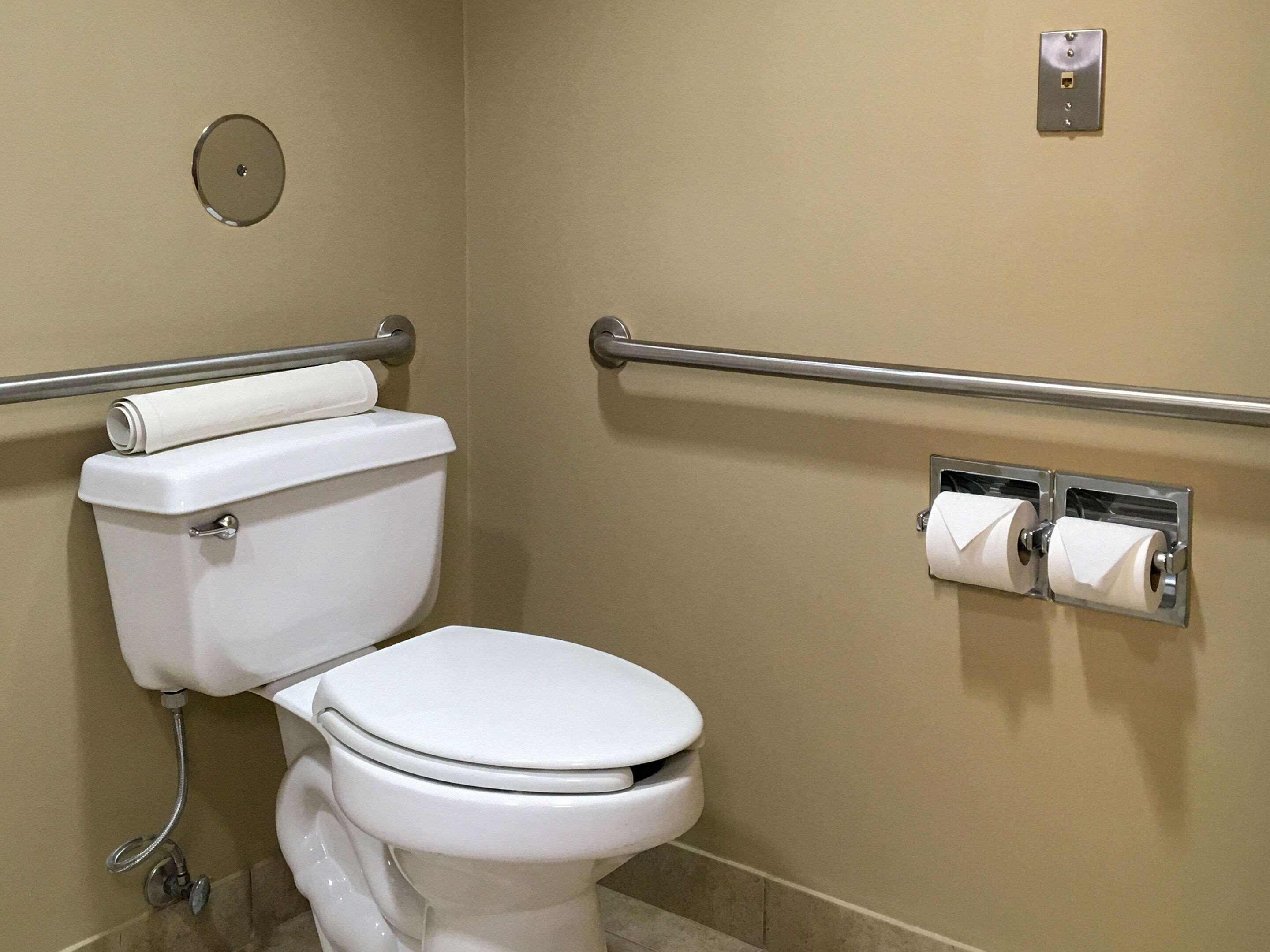 Comfort Inn & Suites Near Kino Sports Complex